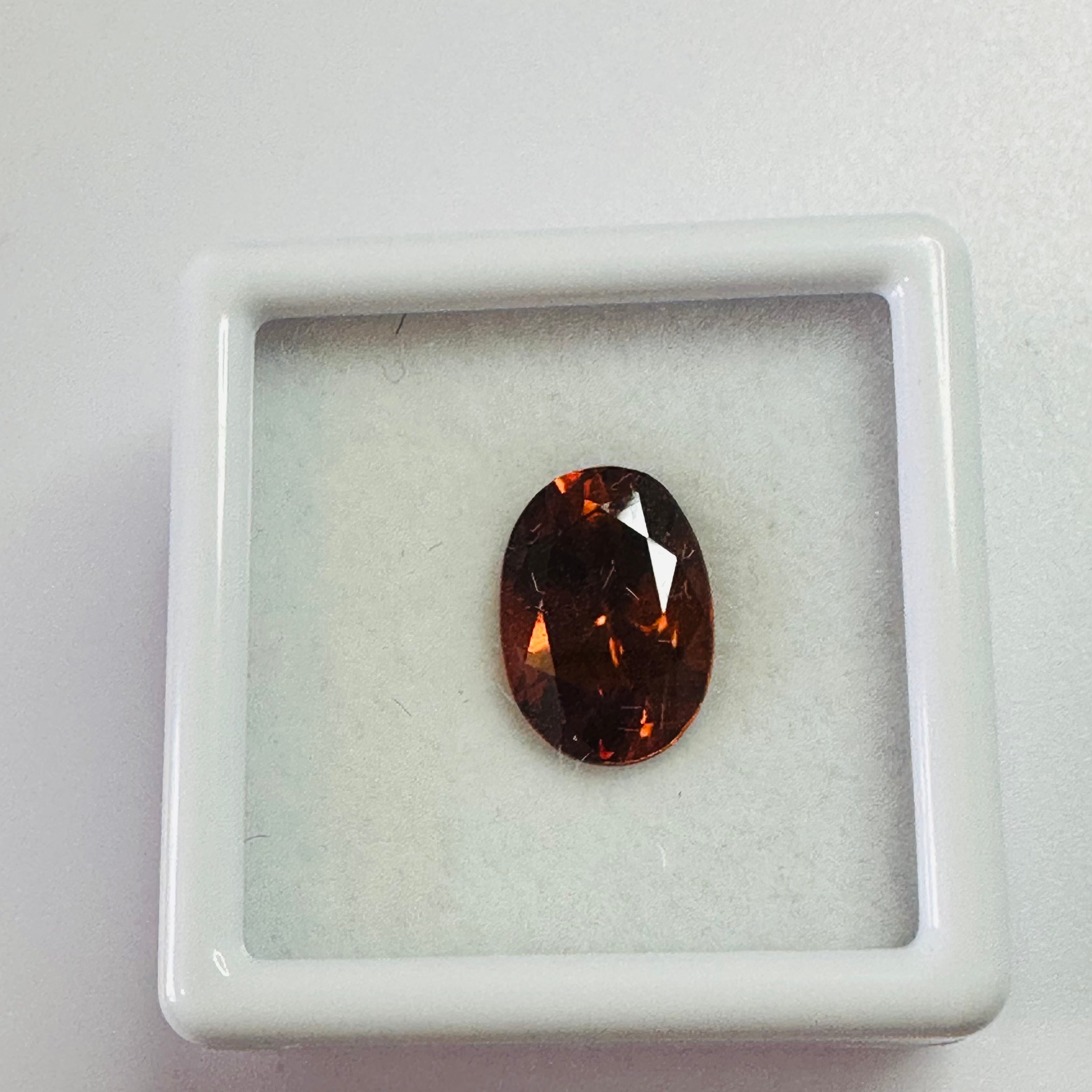 ZIRCON ORANGE OVAL 10.8MMX7.7MM  3.83CTS image 4