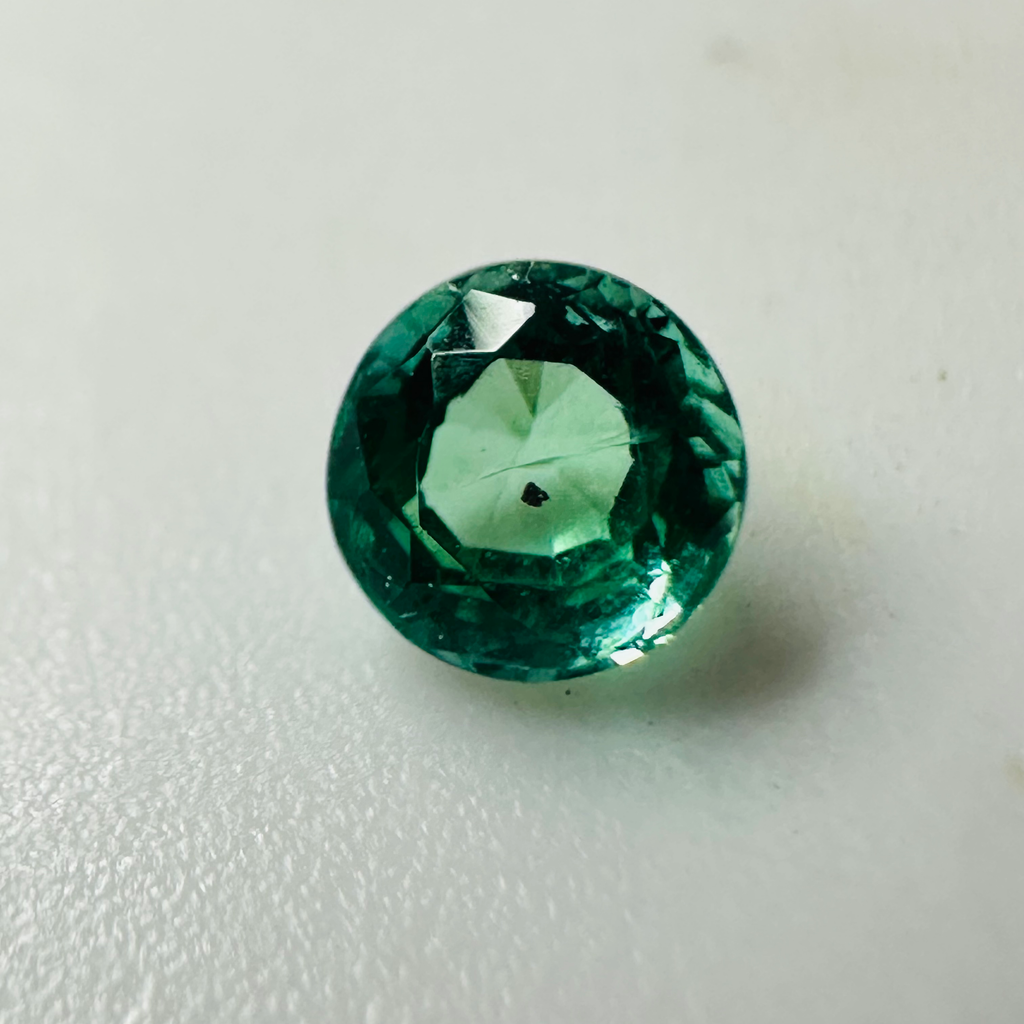 EMERAL ROUND 3.6MM   0.19CTS VERY NICE image 3