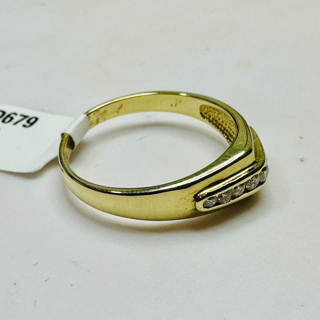 NEW 9ct Diamond and Gold Ring Size P 1/2 image 6
