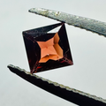 GARNET SQUARE 4.9MM  0.65CTS RED image 0