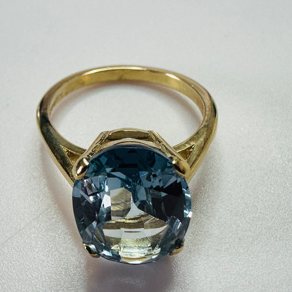 Hand cut Synthetic Sapphire Pastel Blue Yellow 9ct yellow gold ring size N image 1