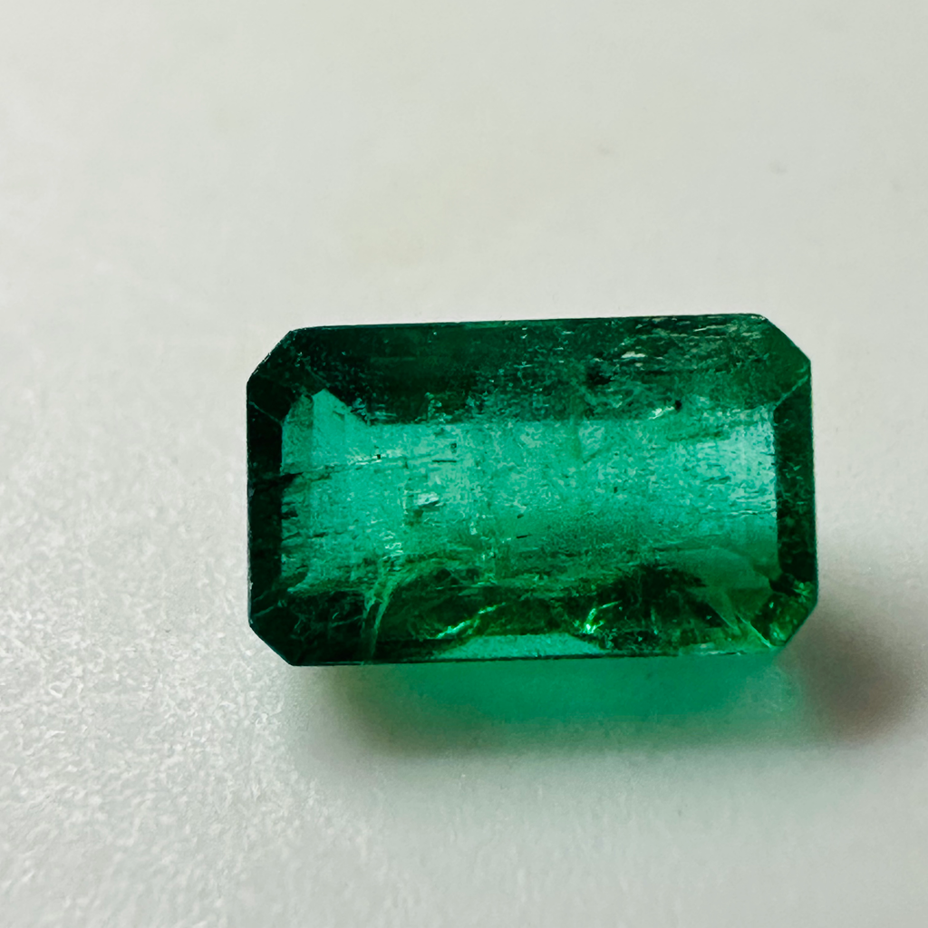 EMERALD OCTAGON  7.7MM X 4.6MM   1.15CTS image 1