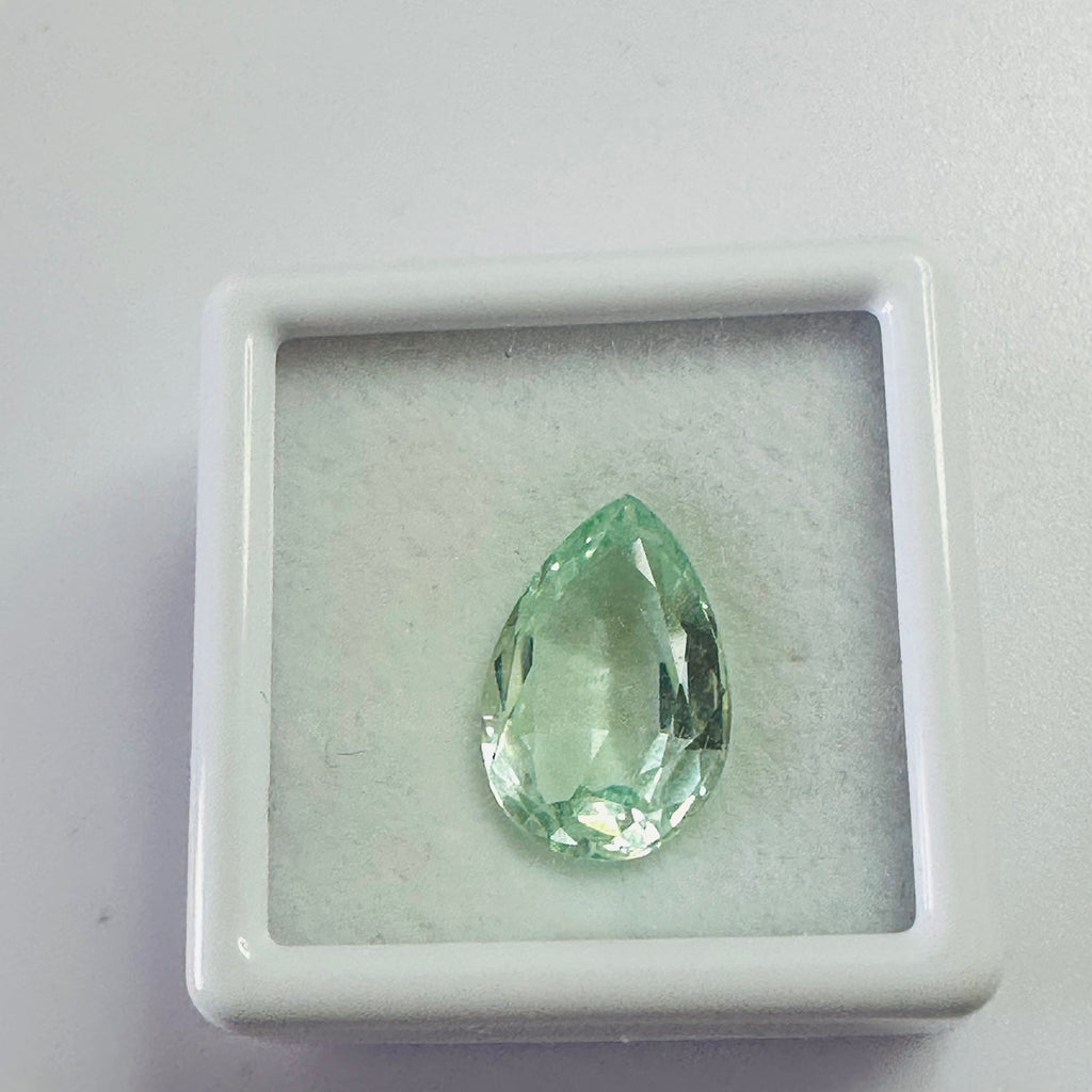 BERYL GREEN DROP 13.5MMX9MM  4.20CTS image 3