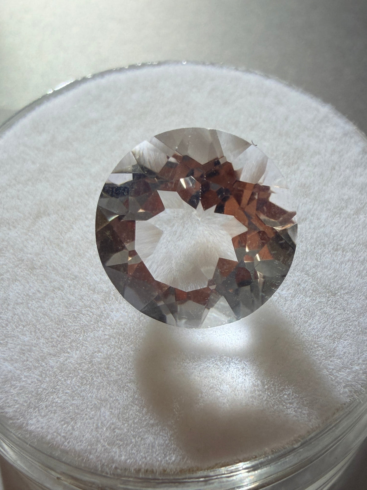 Topaz White Round 9.9mm 3.27ct