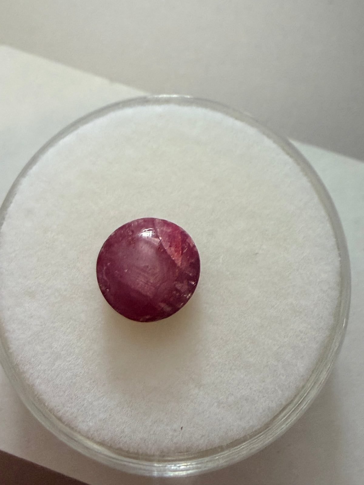 Ruby Star 7.3 × 7.2mm 2.64ct