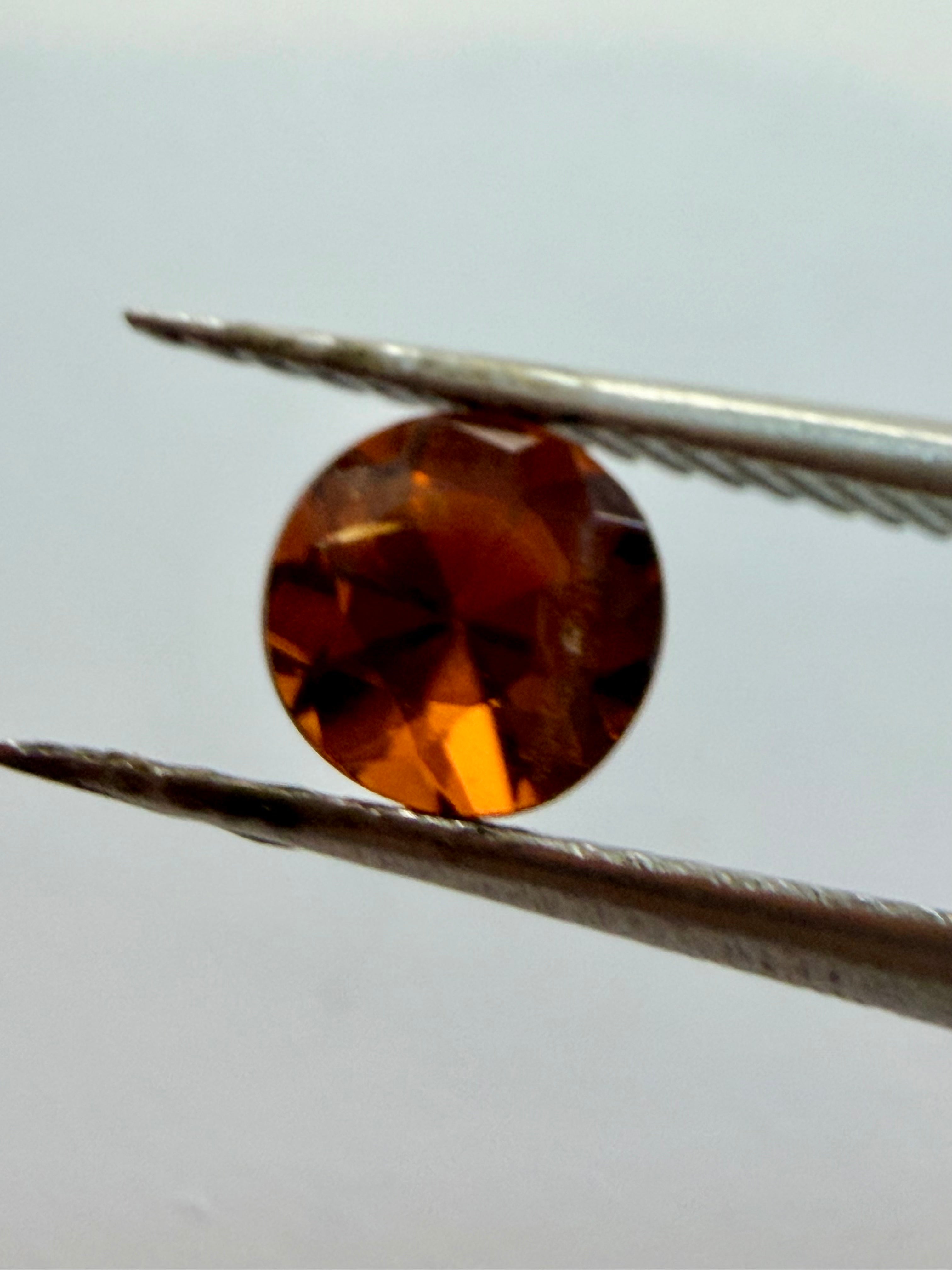 Natural Garnet Hessonite Round 5mm 0.61cts
