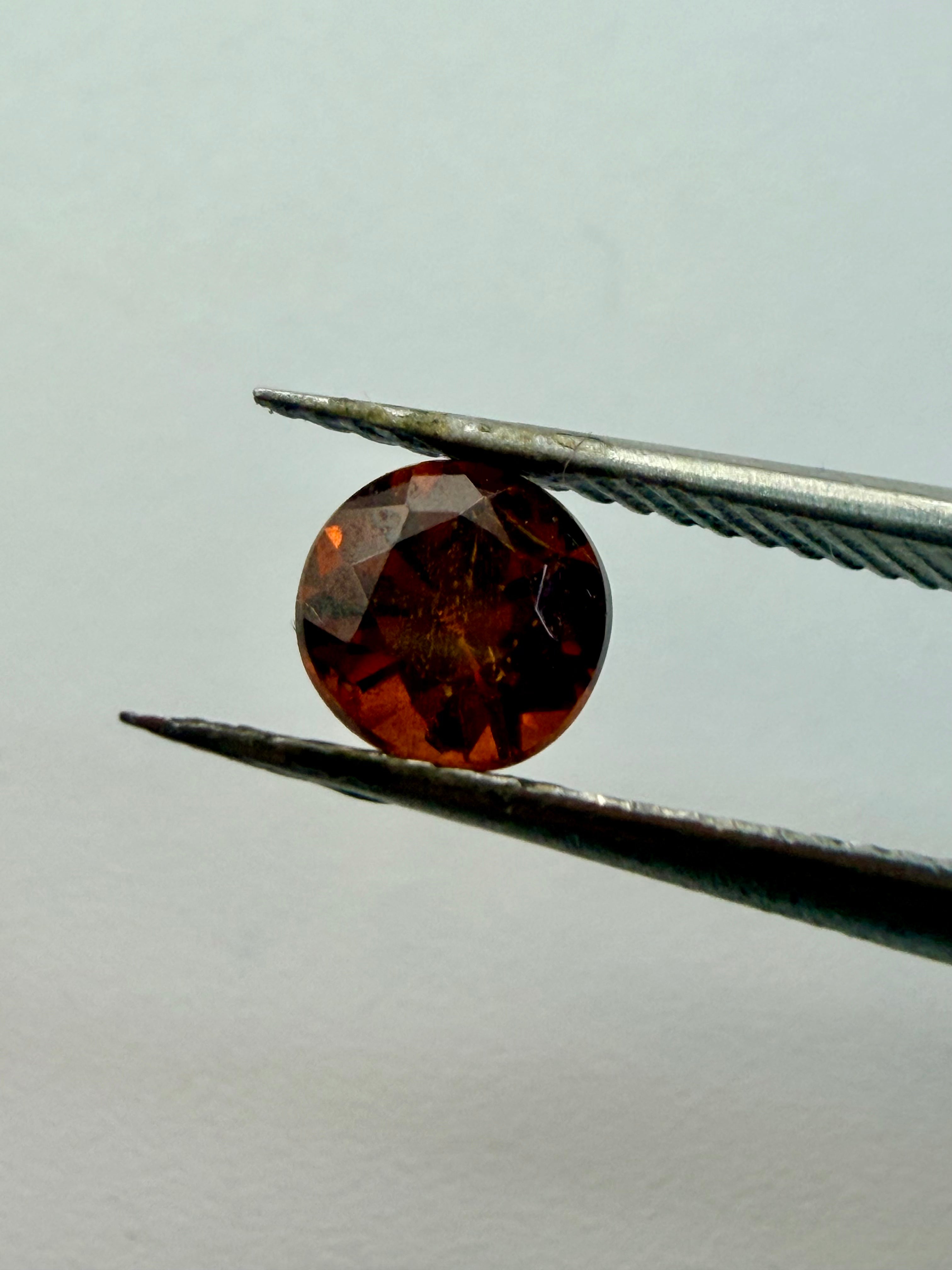 Natural Garnet Hessonite Round 5mm 0.63cts