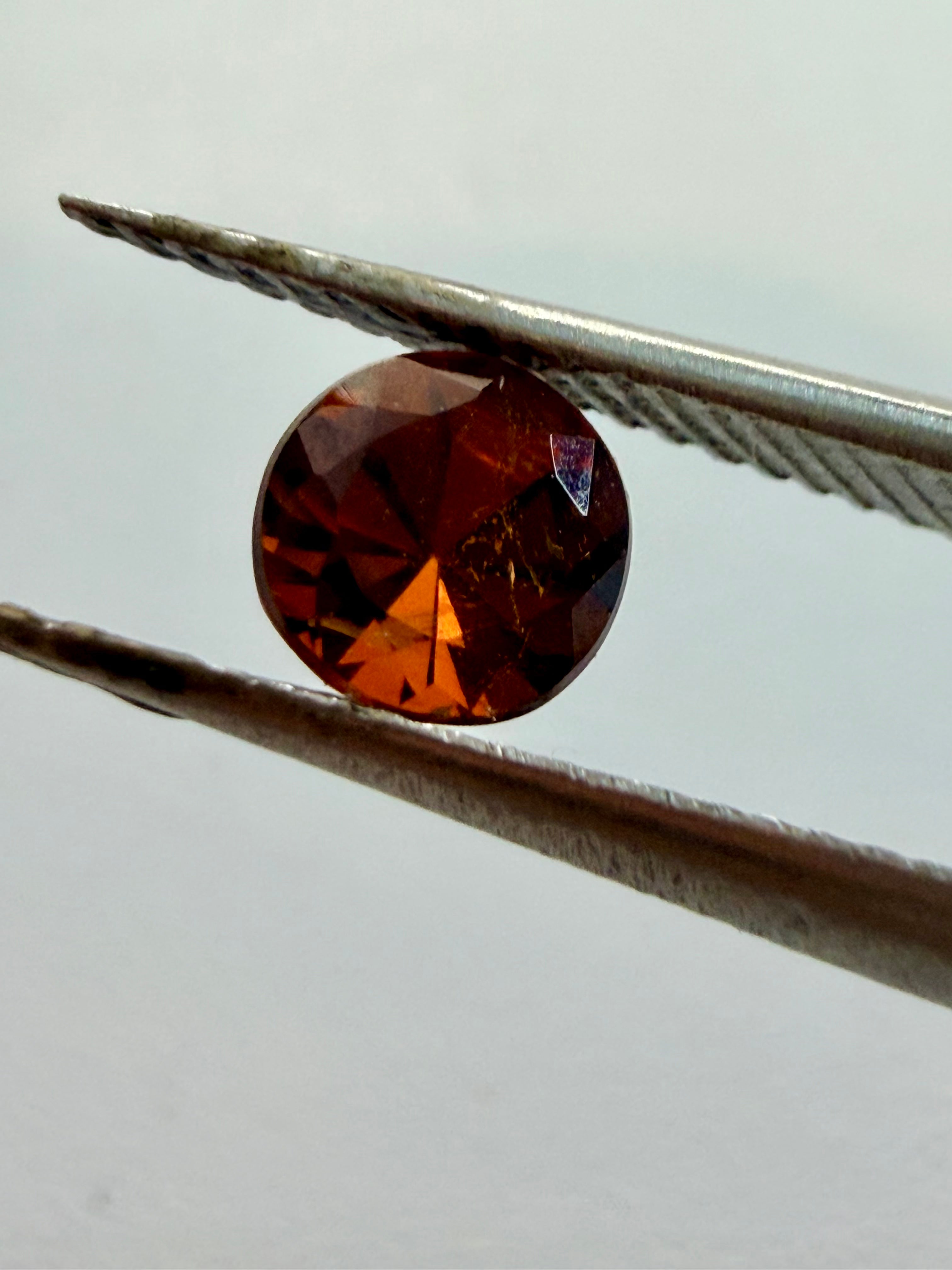 Natural Garnet Hessonite Round 5mm 0.61cts