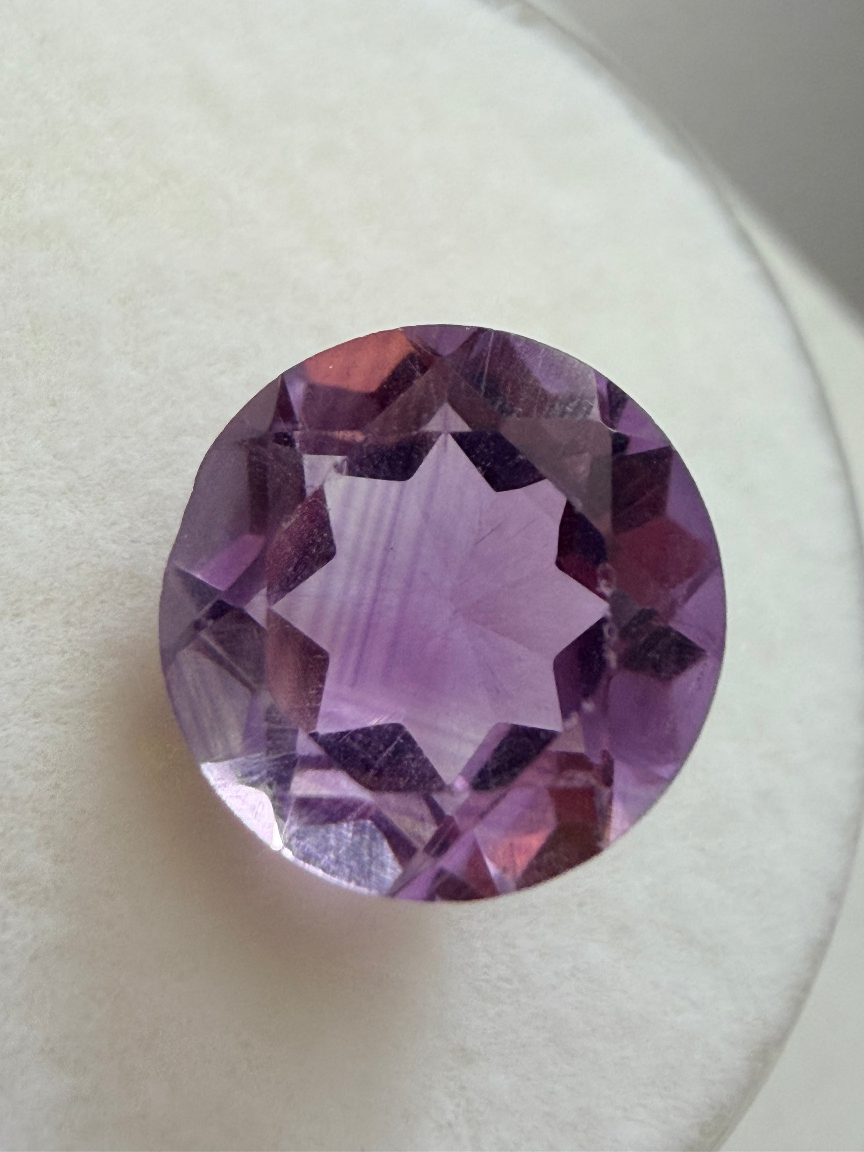 Amethyst Striped Round 8.9mm 2.35ct