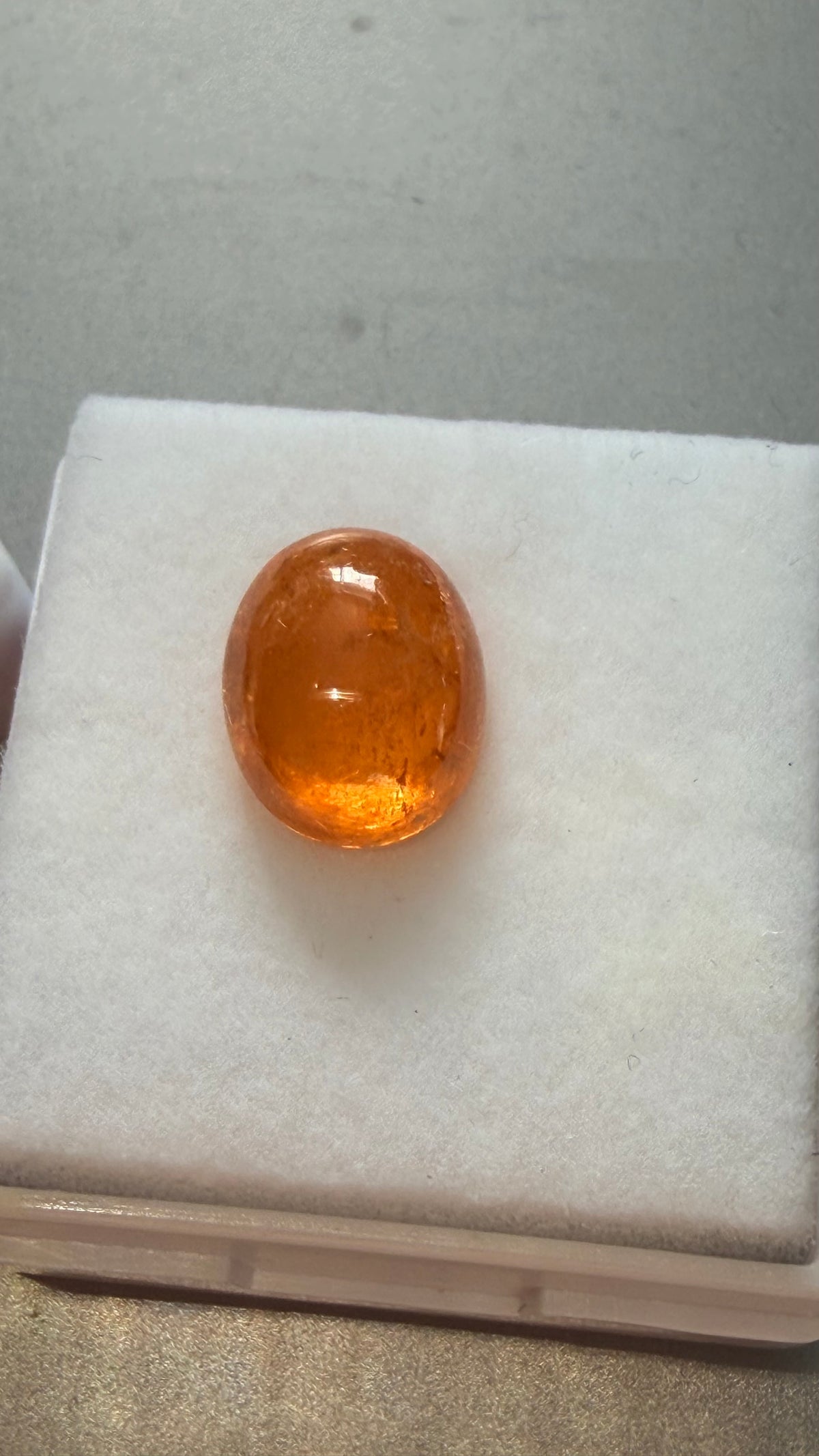 Mandarin Garnet Oval Cabochon 10mm × 8.1mm 4.12cts