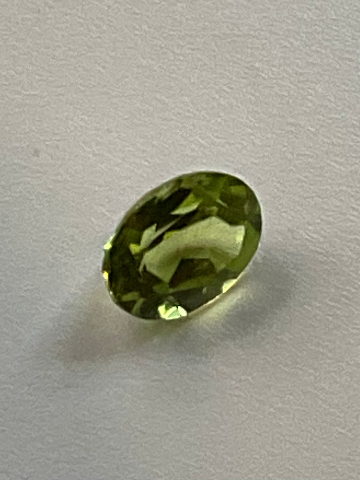 Natural Peridot Oval 8x6mm 1.51cts