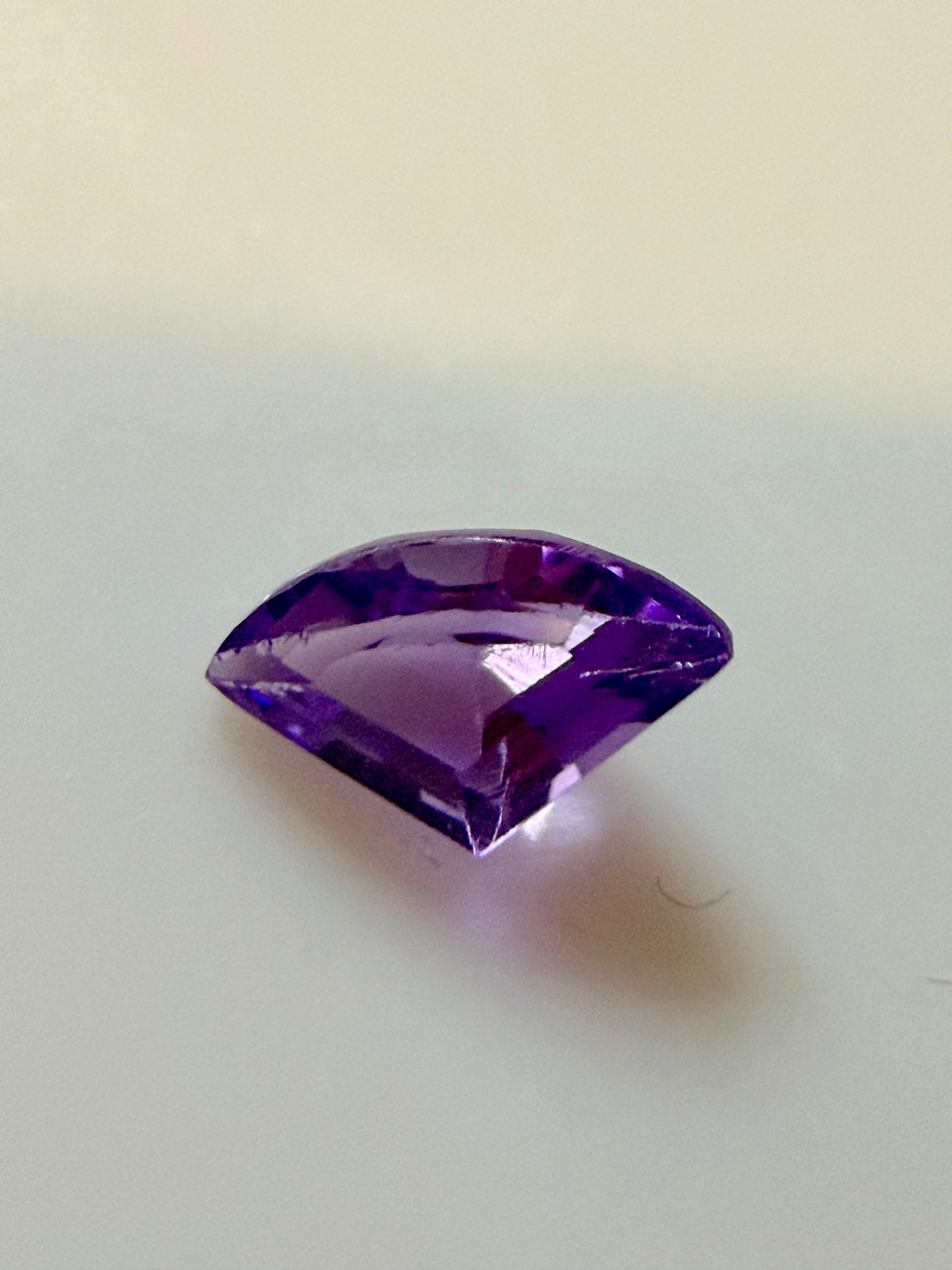 Natural Amethyst Fan Shape 5x3.5mm