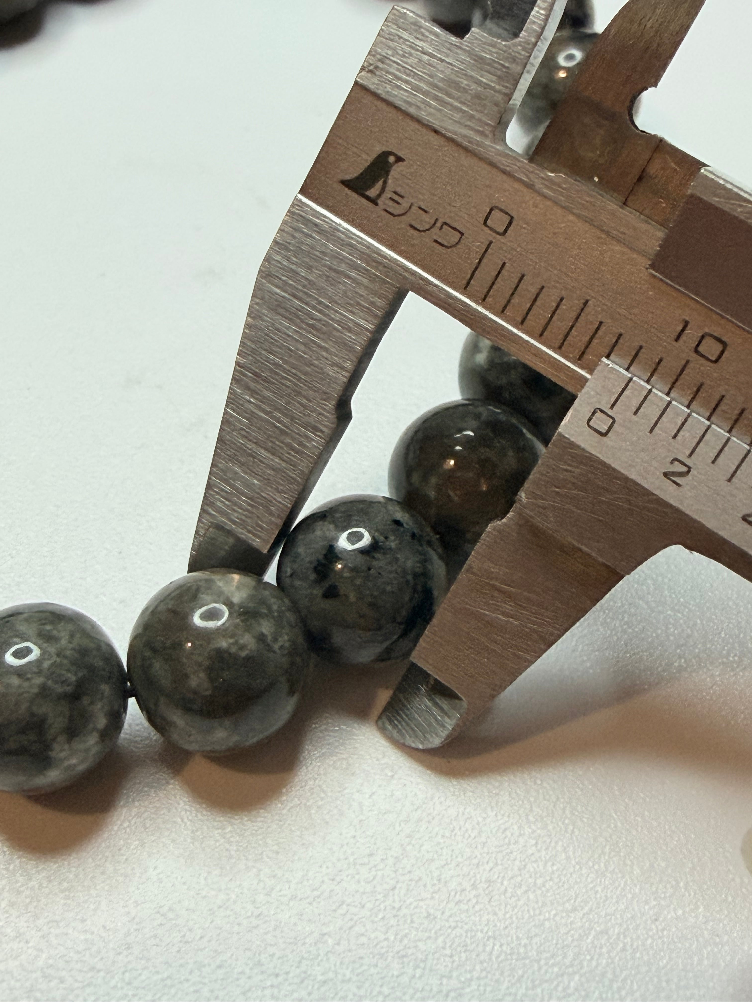 Yooperlite Beaded Bracelet | 8mm Beads | UV Reactive