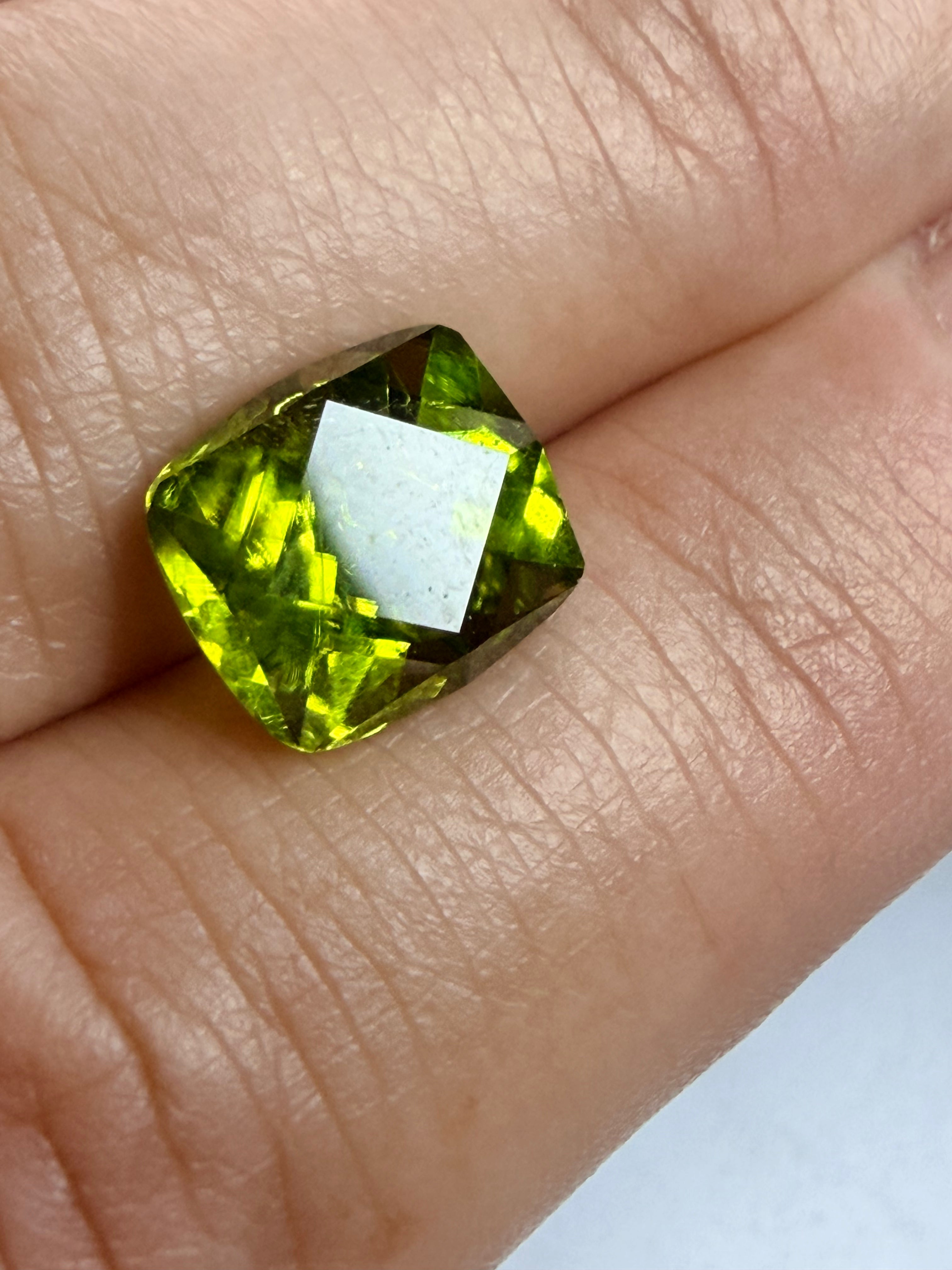 Natural Peridot French Cut | 10.4 x 9mm Loose Gemstone | Vivid Green Faceted Stone