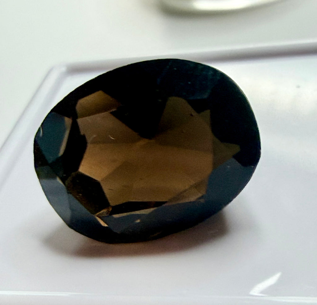 Natural Smoky Quartz 7.07ct – Oval Cut – 14x10mm