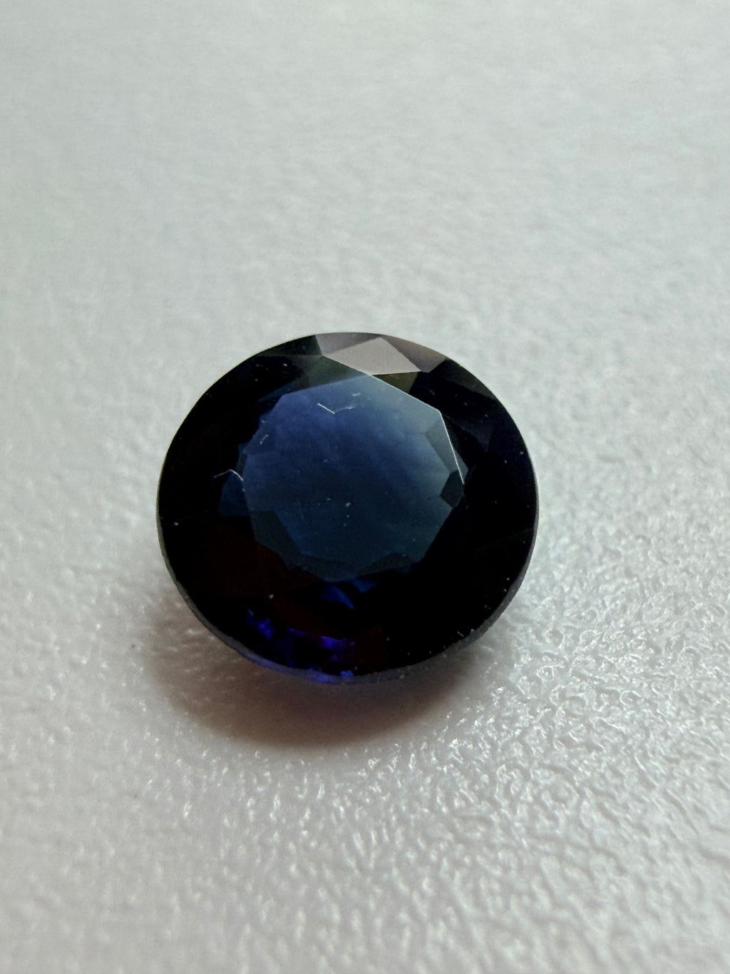 Natural Sapphire 0.63ct – Round Faceted – 5.2mm