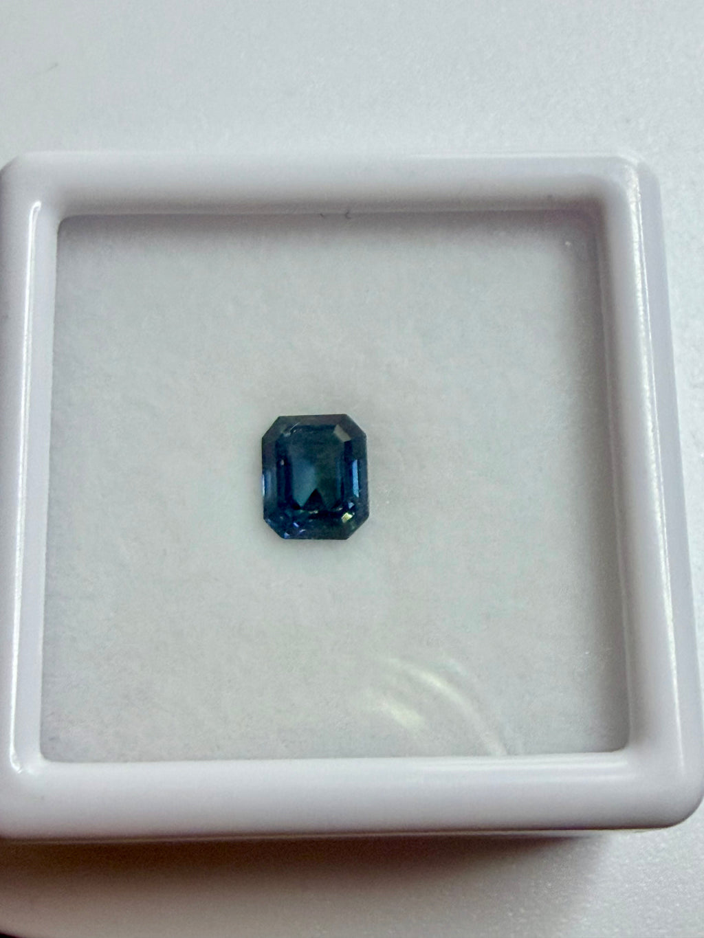 Natural Blue Sapphire 0.78ct – 5.4x4.4mm