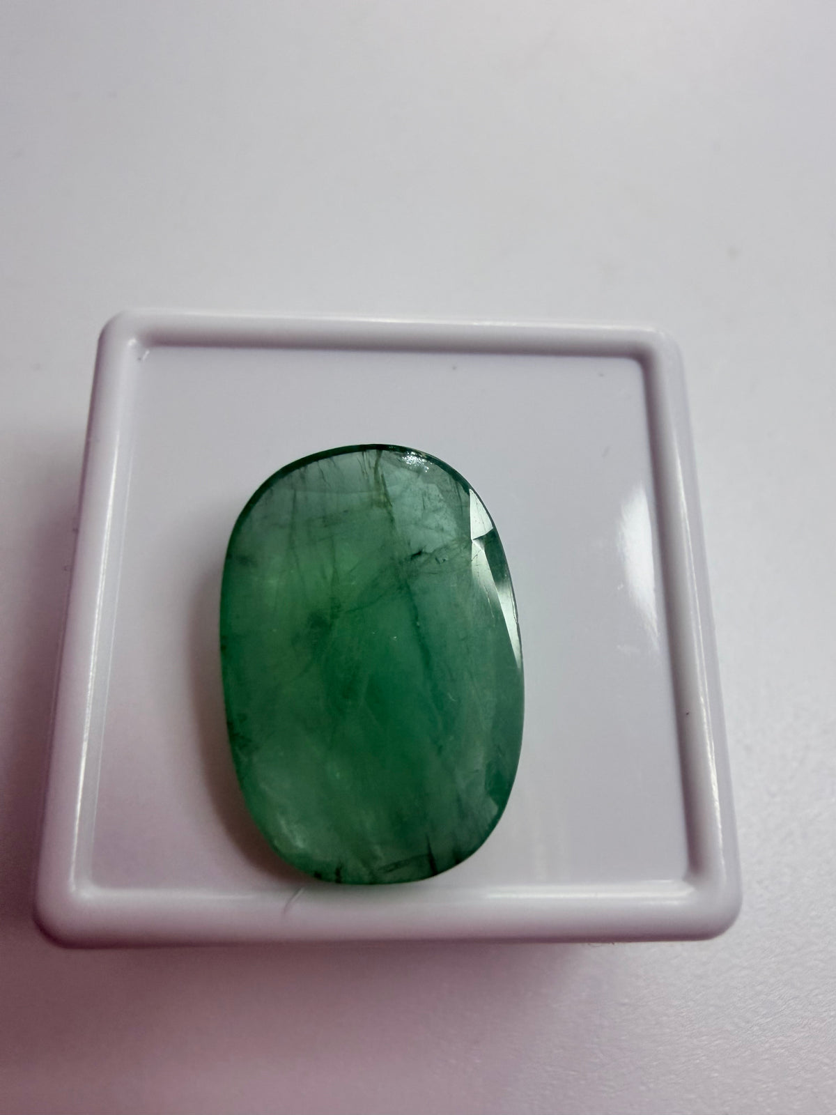 Natural Emerald 7.46ct – Large Oval Cut – 17x11.8mm
