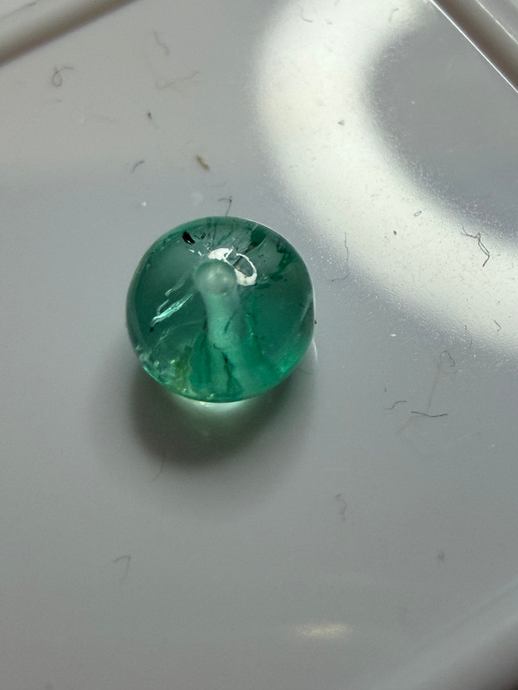 Natural Emerald Bead 5mm 0.97cts – Bright Green