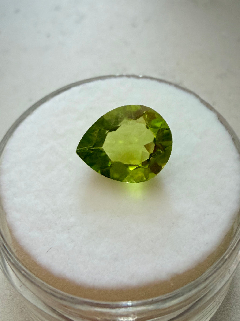 Natural Peridot Pear 9.8x7.8mm 2.31cts
