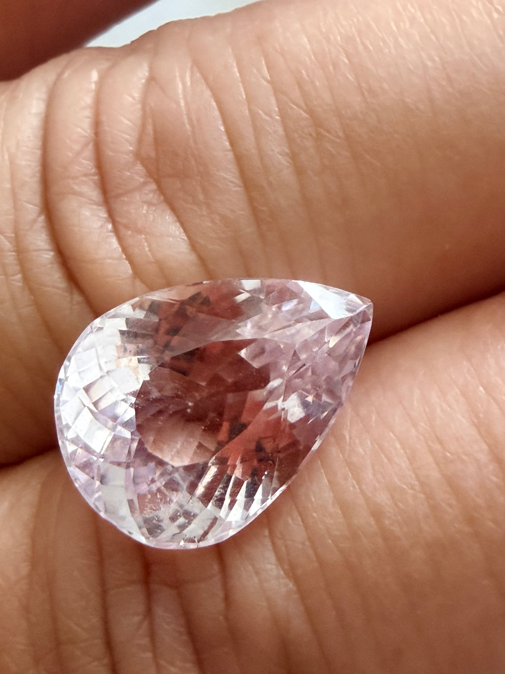Natural Kunzite Pear 15.3x10.5mm 8.85cts