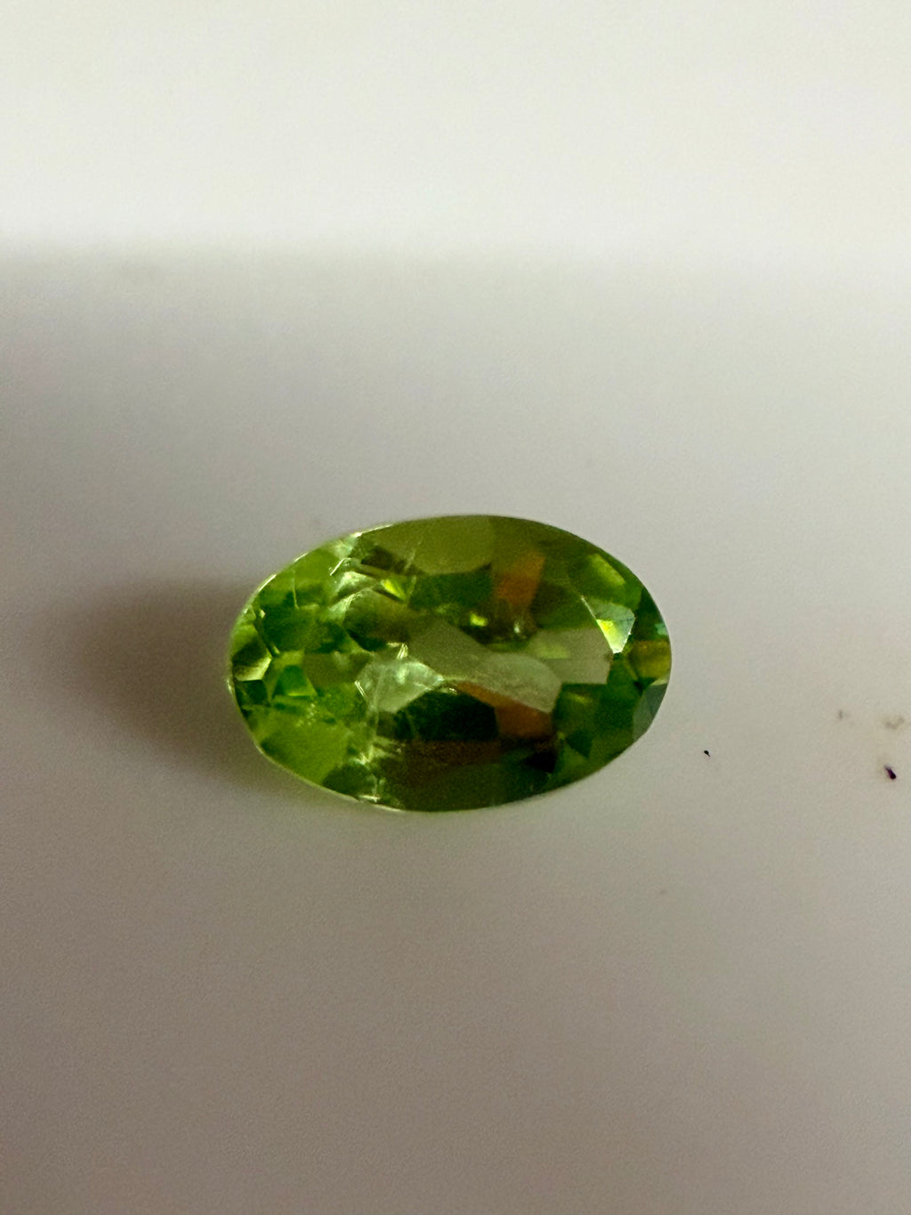 Peridot Oval 6x4mm