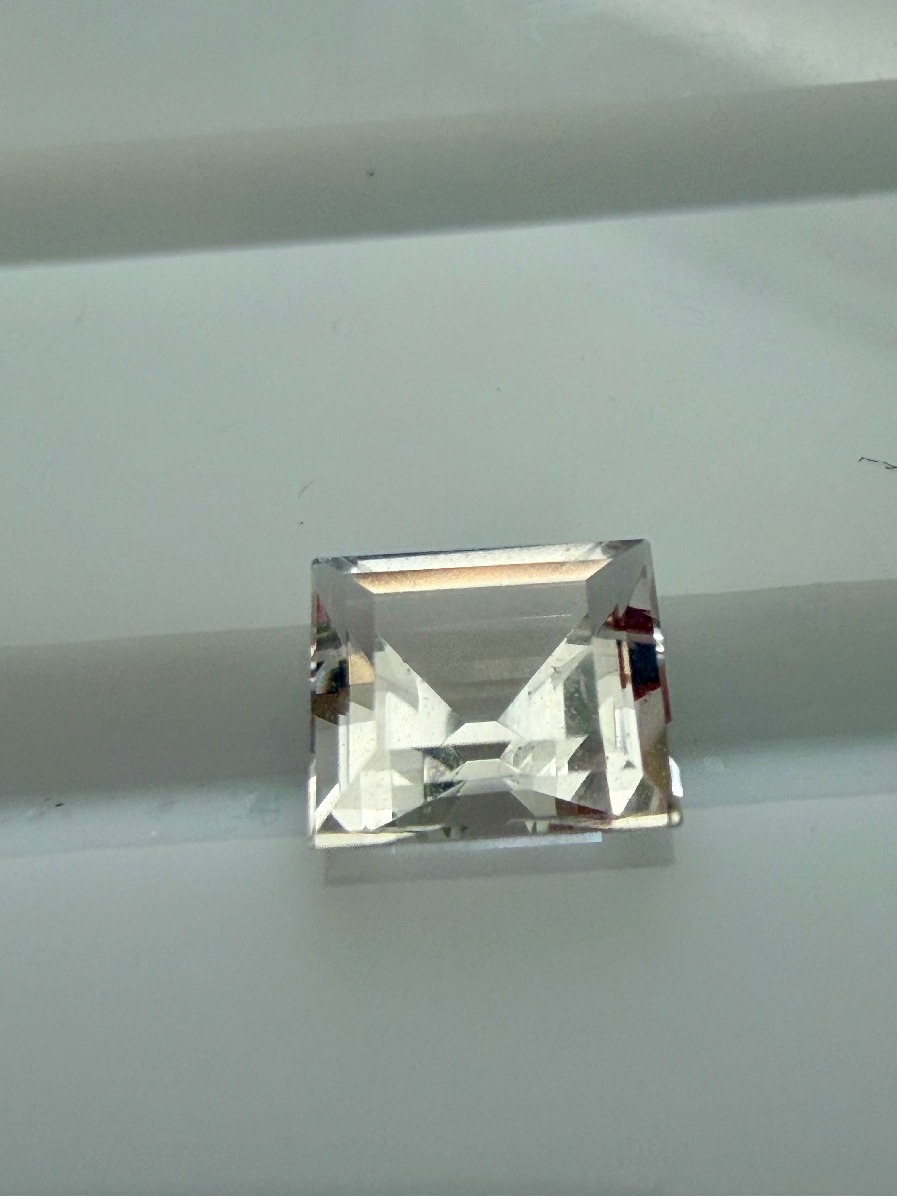 Morganite Rectangle 6x5.5mm 0.92ct