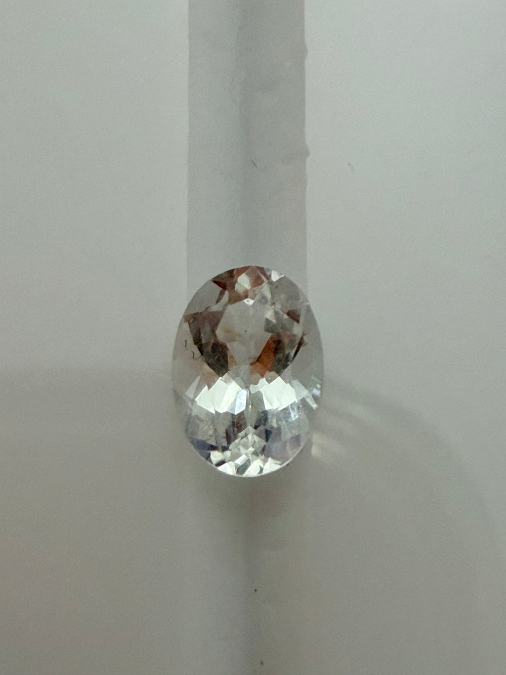 Goshenite Oval 7x5mm 0.68ct