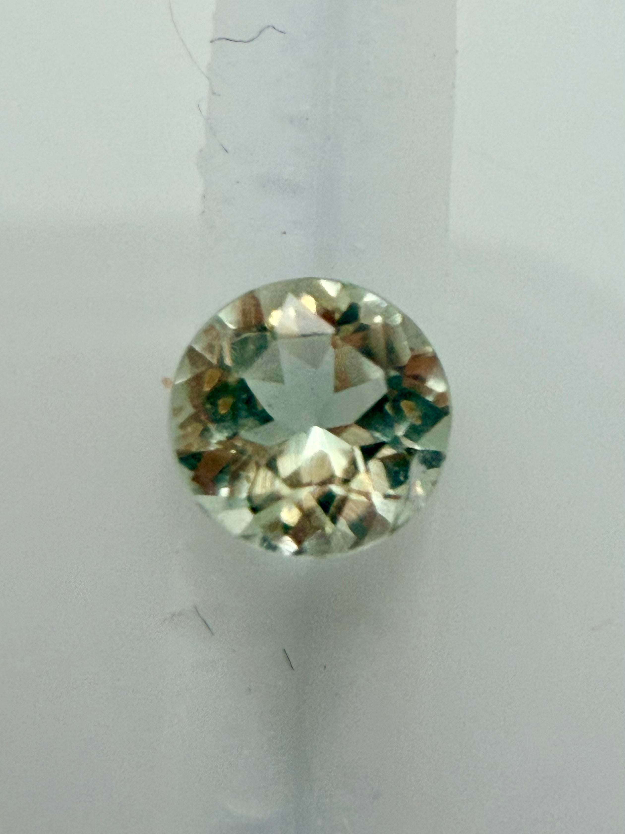 Green Tourmaline Ken Cut Round 4.6mm 0.34ct