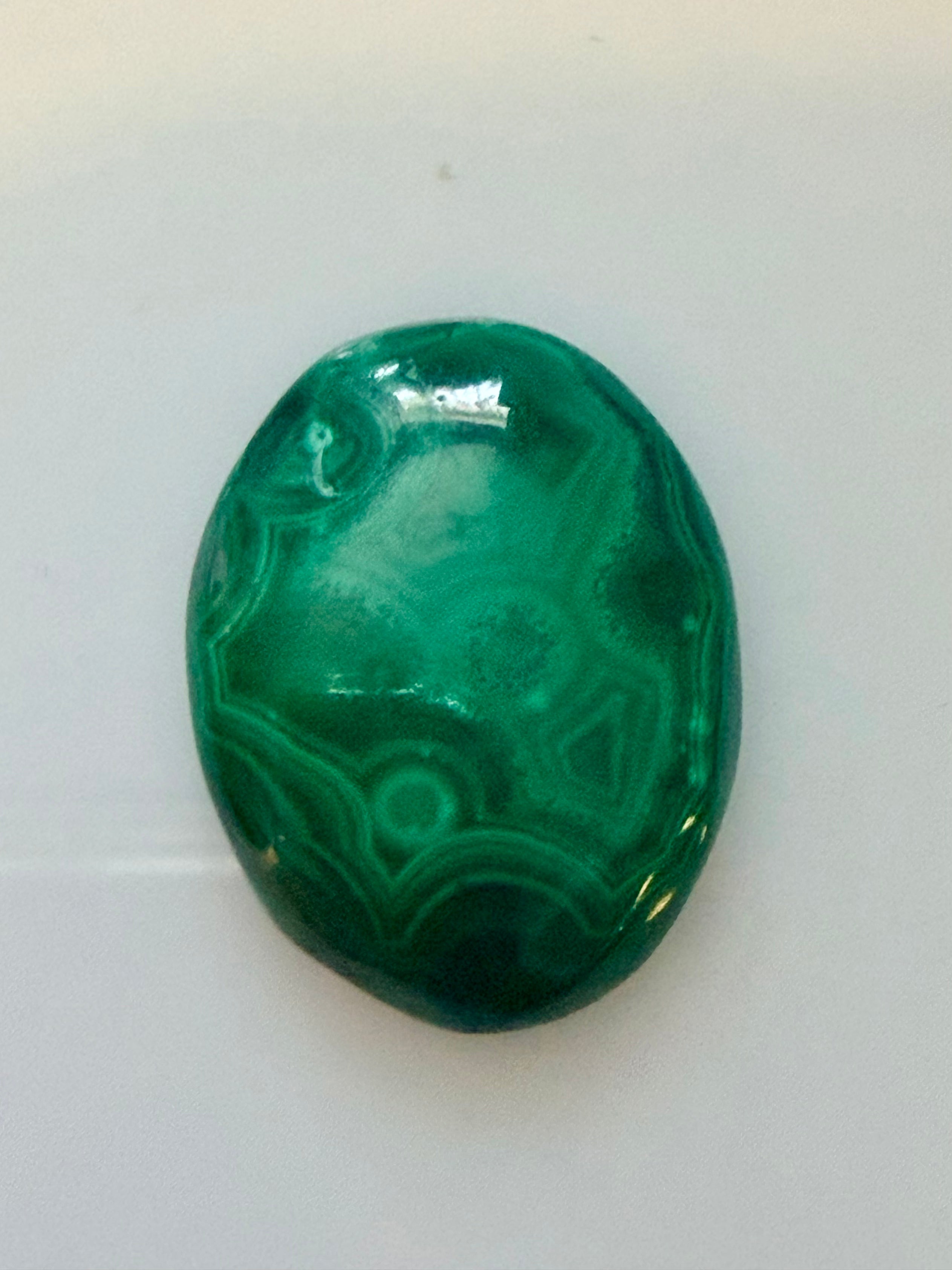 Malachite Oval 19.8x15.2mm 13.77cts