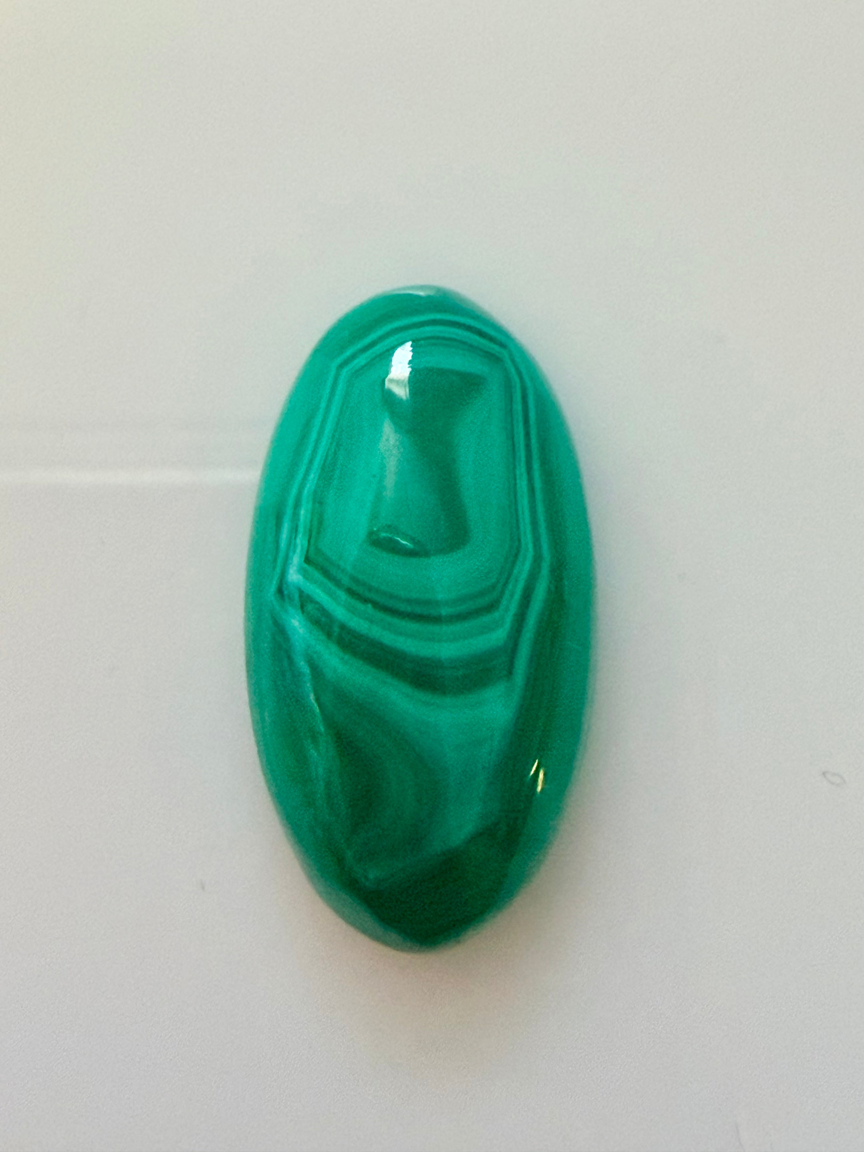 Malachite Long Oval 21x12.8mm 21.66cts