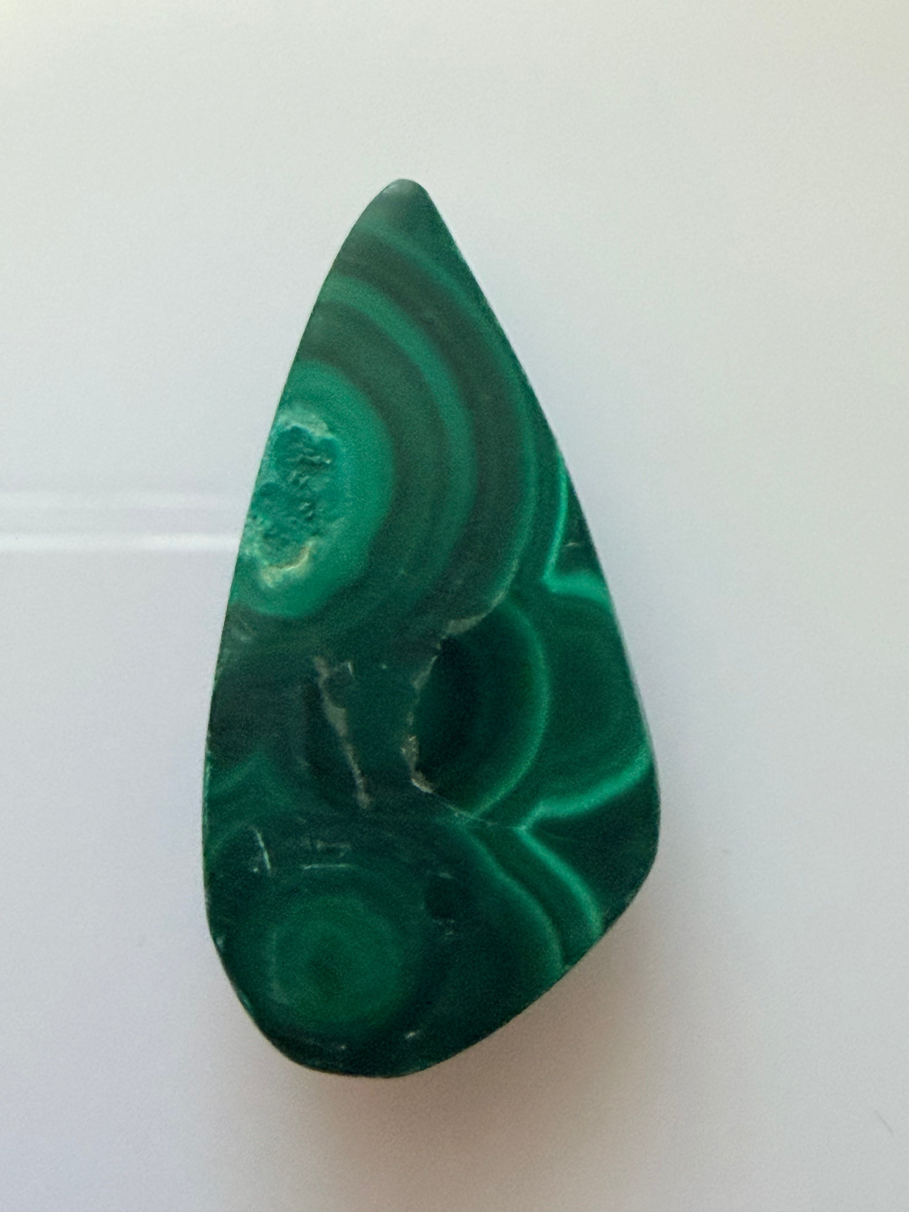Malachite Drop 27.8x14.2mm 22.98cts