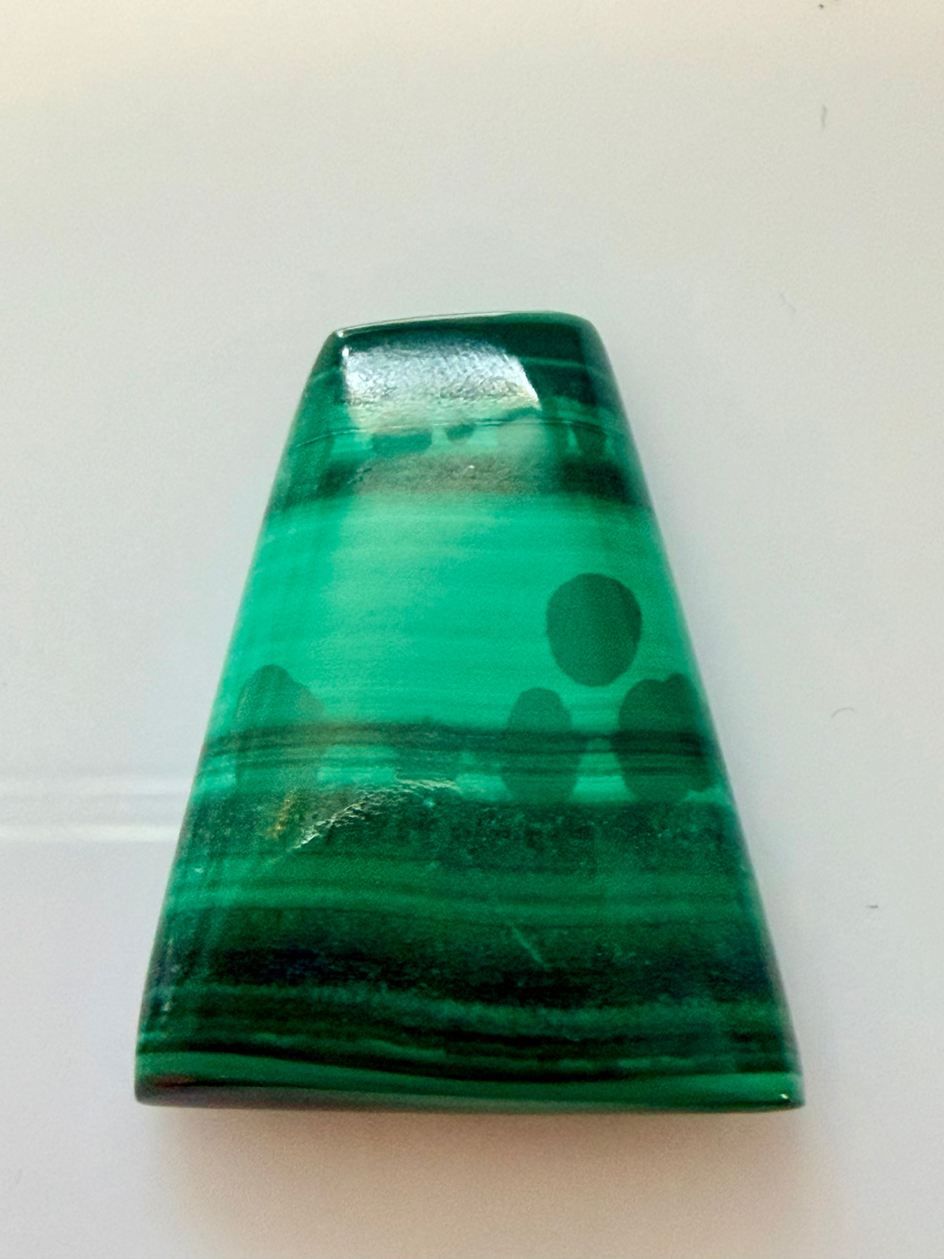 Malachite Fancy Cut 23.8x19mm 29.68cts