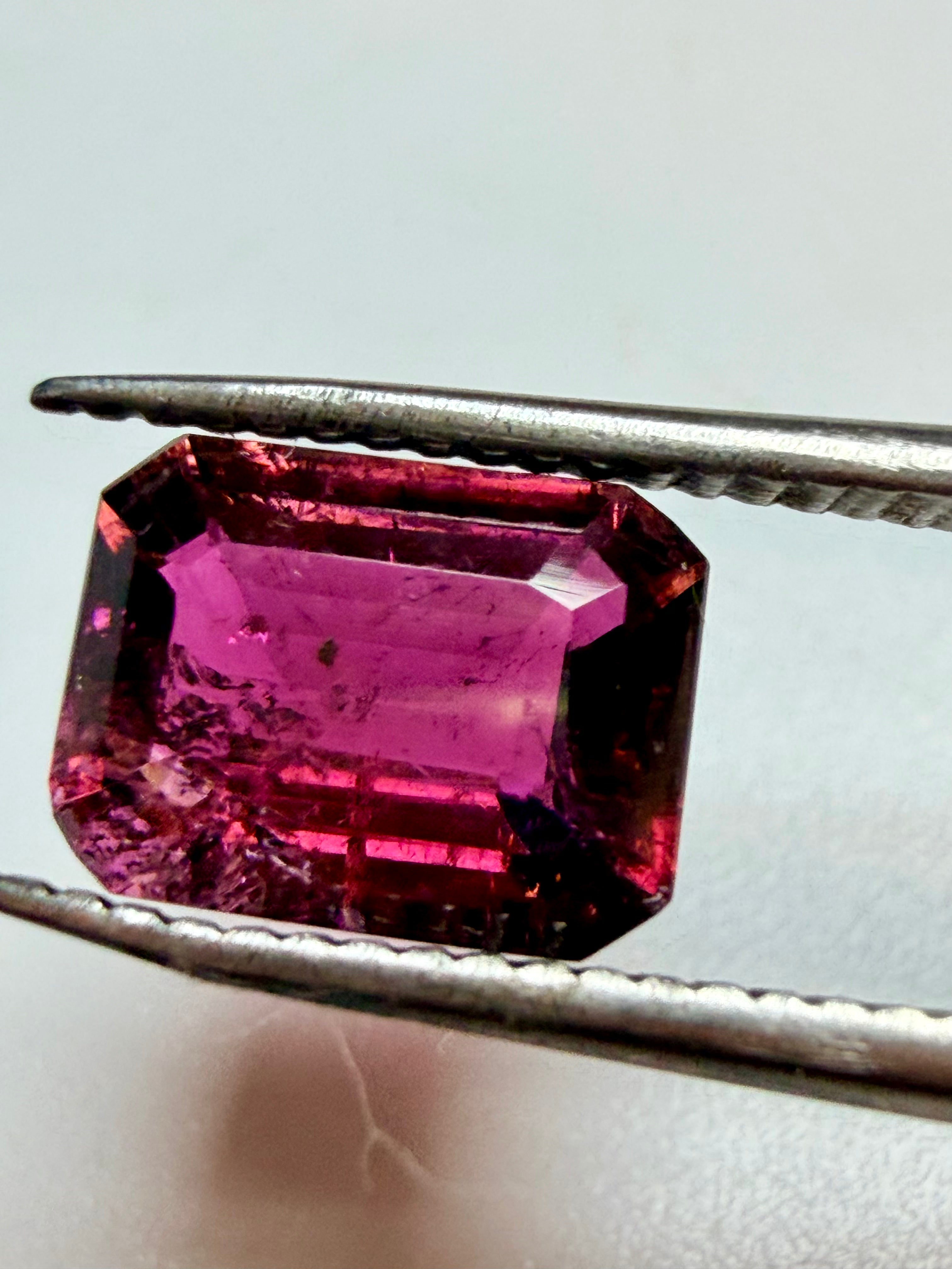Natural Tourmaline Trapezoid Cut 9x6.8mm 1.96cts – Red-Purple