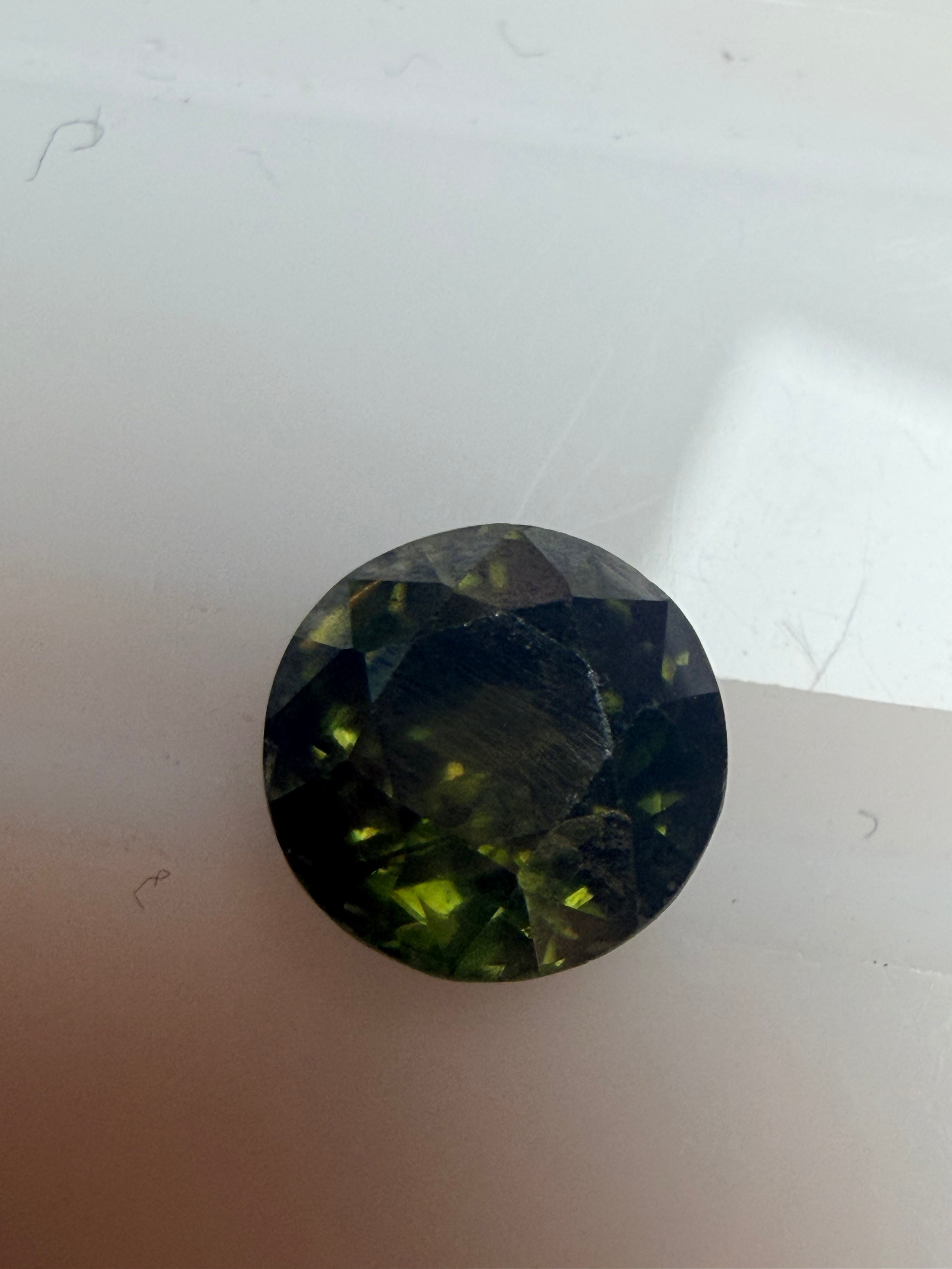 Zircon Green Round Gemstone 7mm 2.36ct