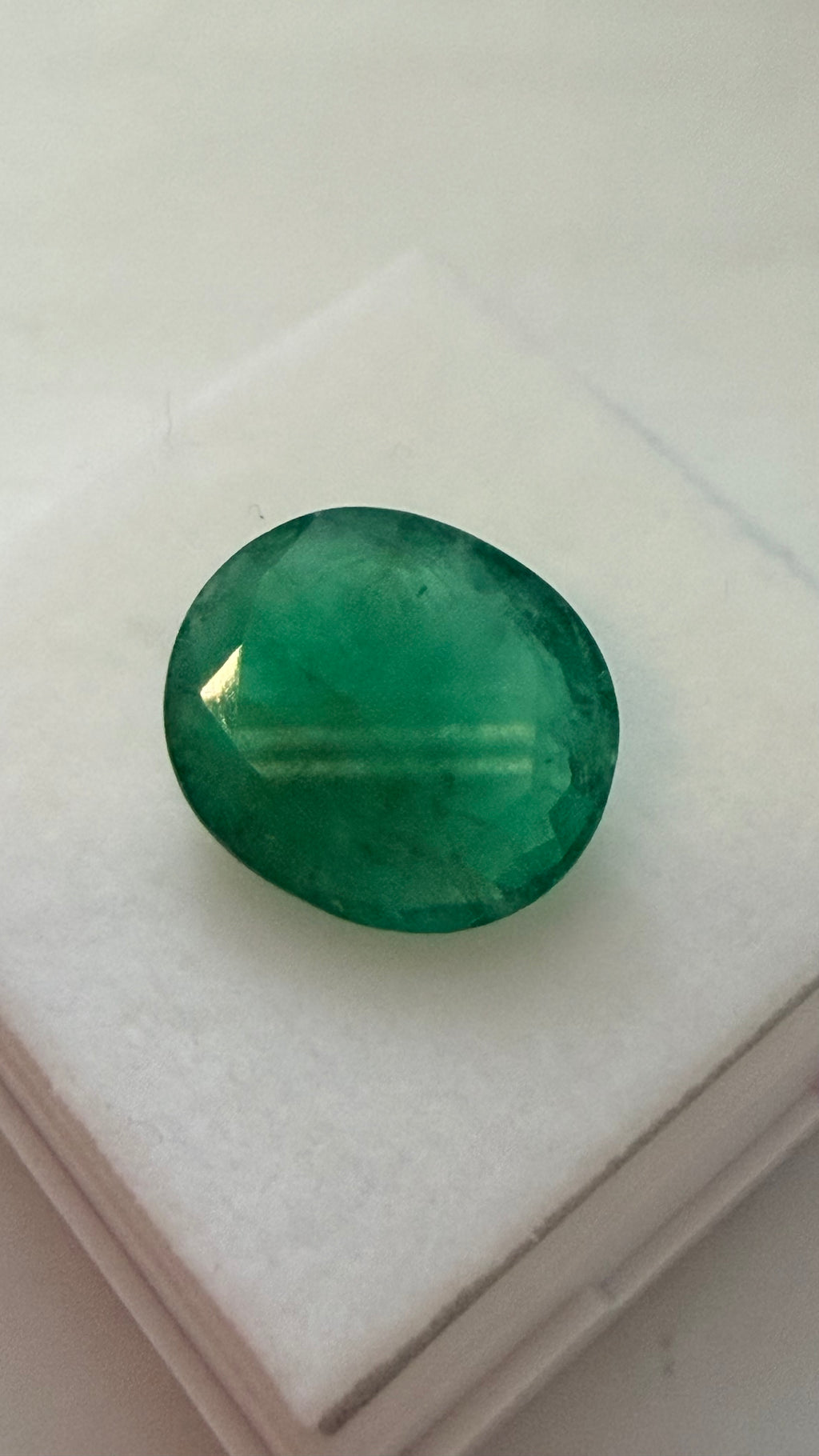 Emerald Oval 12 × 10.5mm 3.75ct