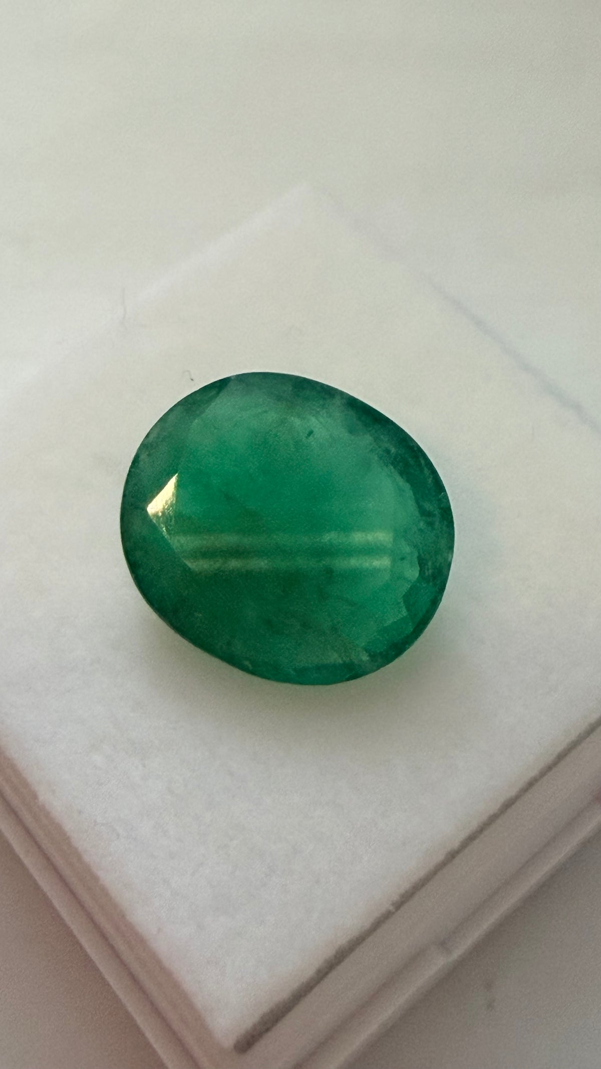 Emerald Oval 12 × 10.5mm 3.75ct