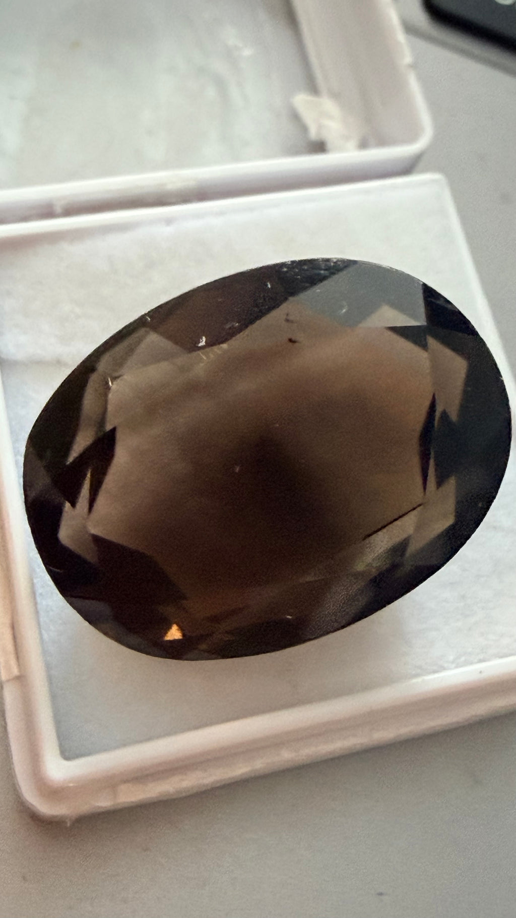 Smoky Quartz Dark Smoky Colour Large Oval 22mm × 16mm 27.11ct