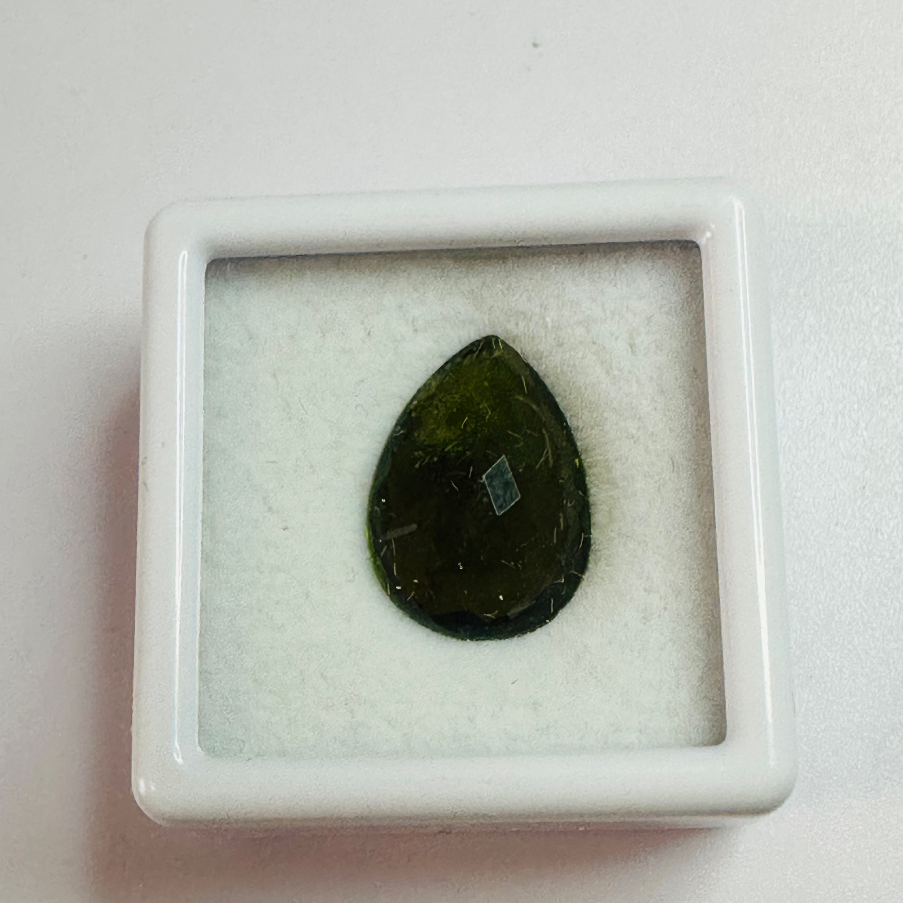 TOURMALINE GREEN DROP  14.6MMx10.5MM 4.75CTS image 4