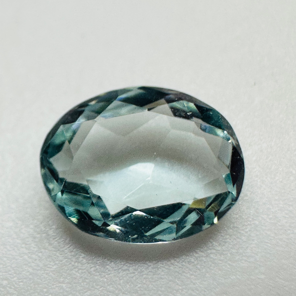 AQUAMARINE OVAL 9.5MMX7.5MM 1.75CTS image 0