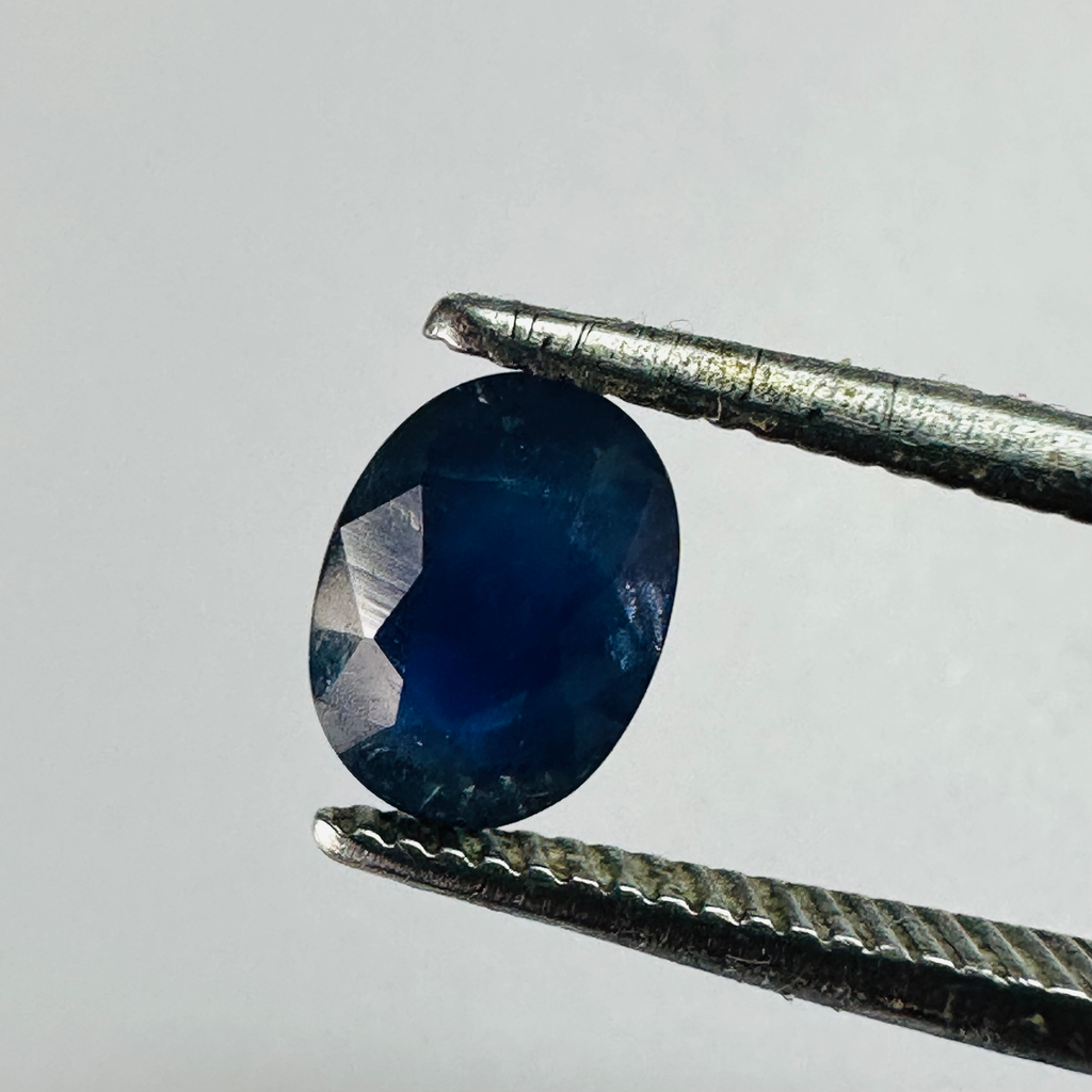 BURMA BLUE SAPPHIRE OVAL 7MM X5MM 0.90CTS image 1