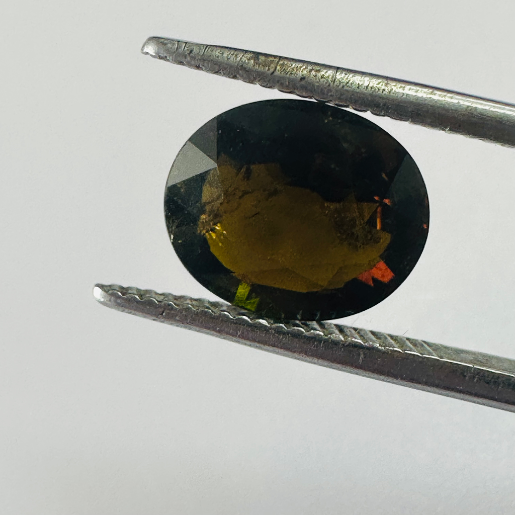 TOURMALINE COLOUR CHANGE OVAL 9MM.X 7.5MM   2.09CTS image 4
