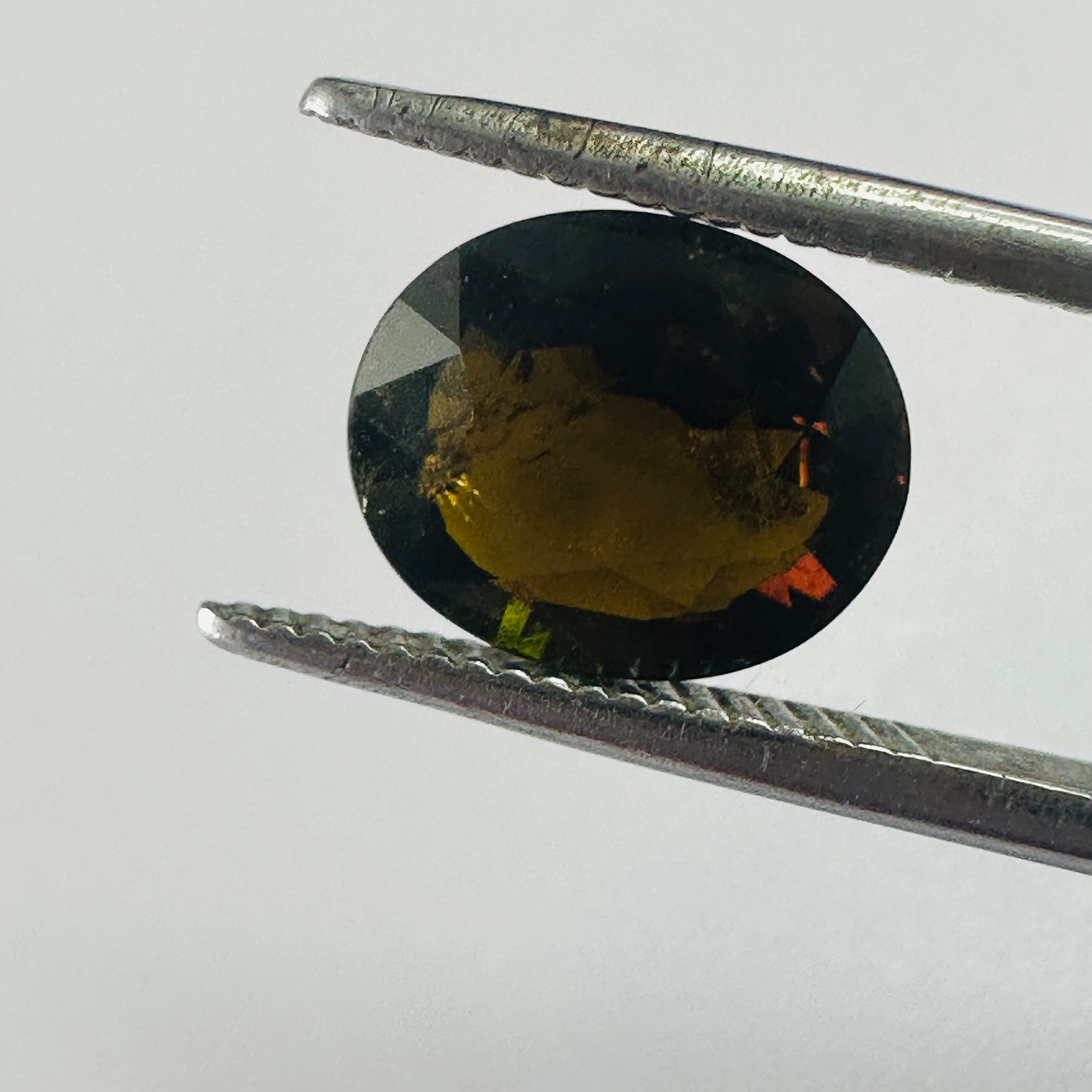 TOURMALINE COLOUR CHANGE OVAL 9MM.X 7.5MM   2.09CTS image 4