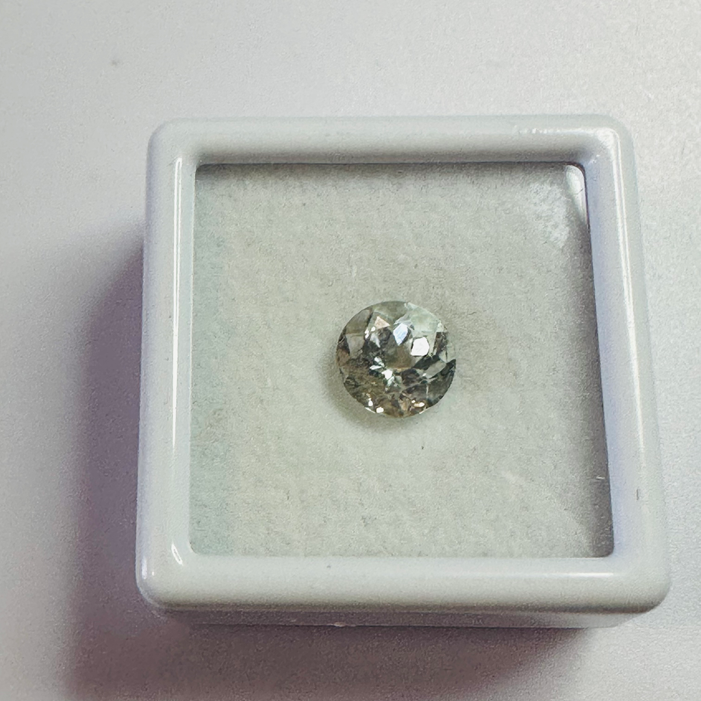 TOURMALINE CLEAR ROUND  5.9MM   0.94CTS image 1