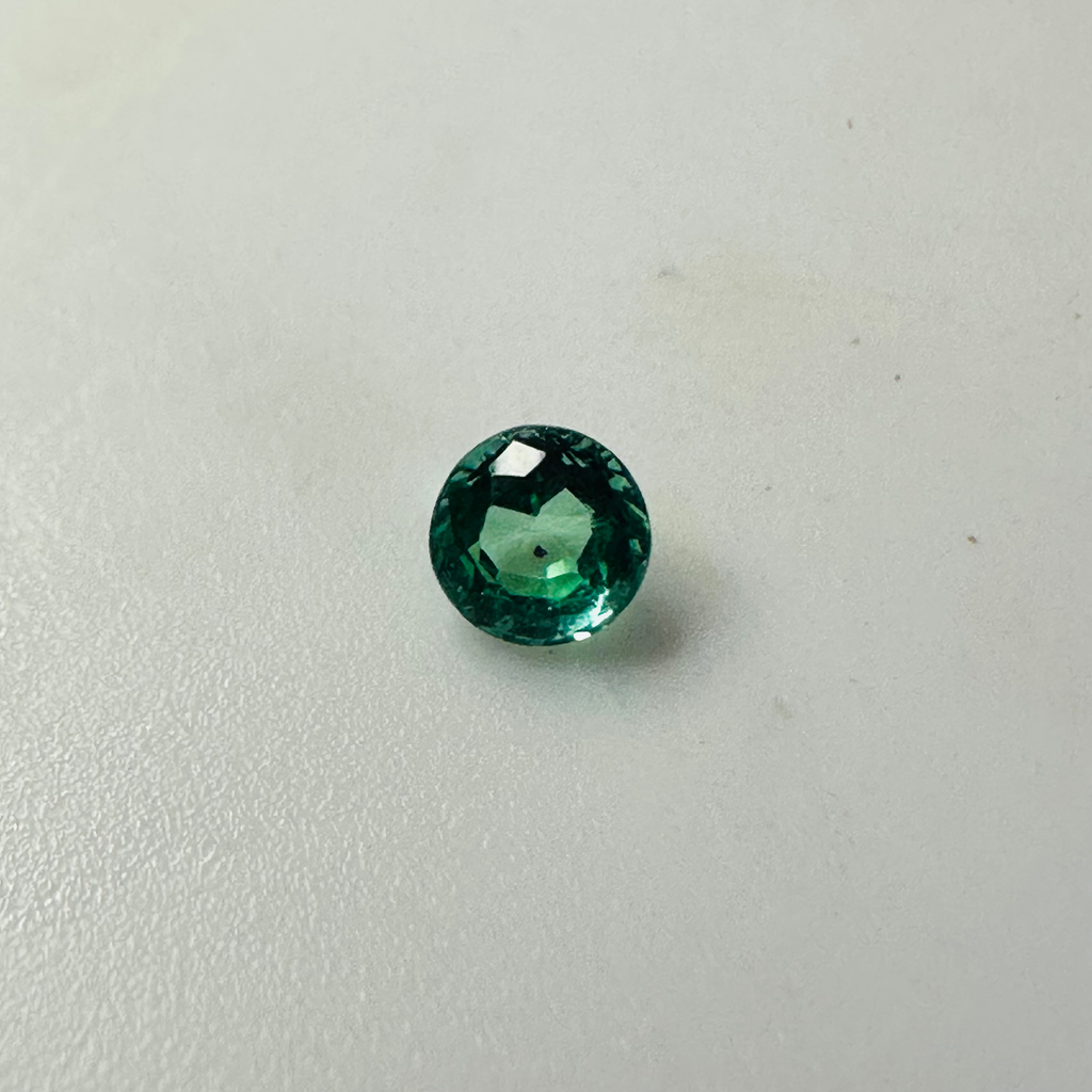EMERAL ROUND 3.6MM   0.19CTS VERY NICE image 2