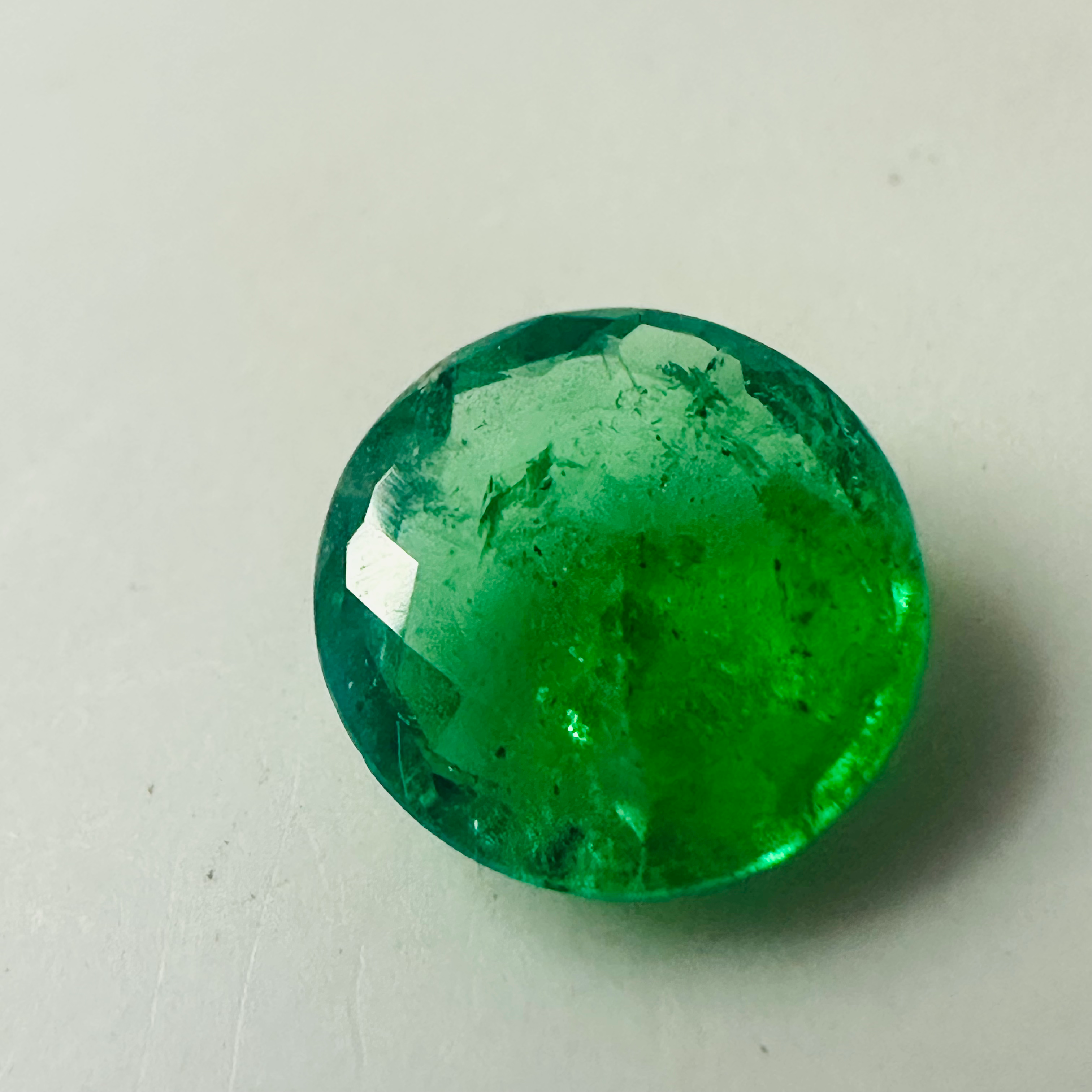 EMERALD ROUND 7.5MM  1.13CTS image 0