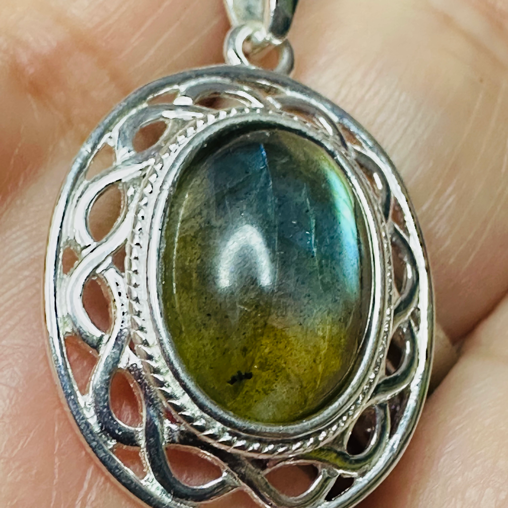 New  Labradorite 10x8 Sterling silver 18inch chain image 3