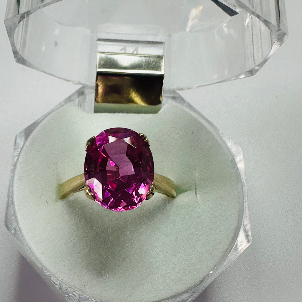 Hand cut Synthetic Sapphire Vivid Pink Yellow 9ct yellow gold ring size M1/2 image 6