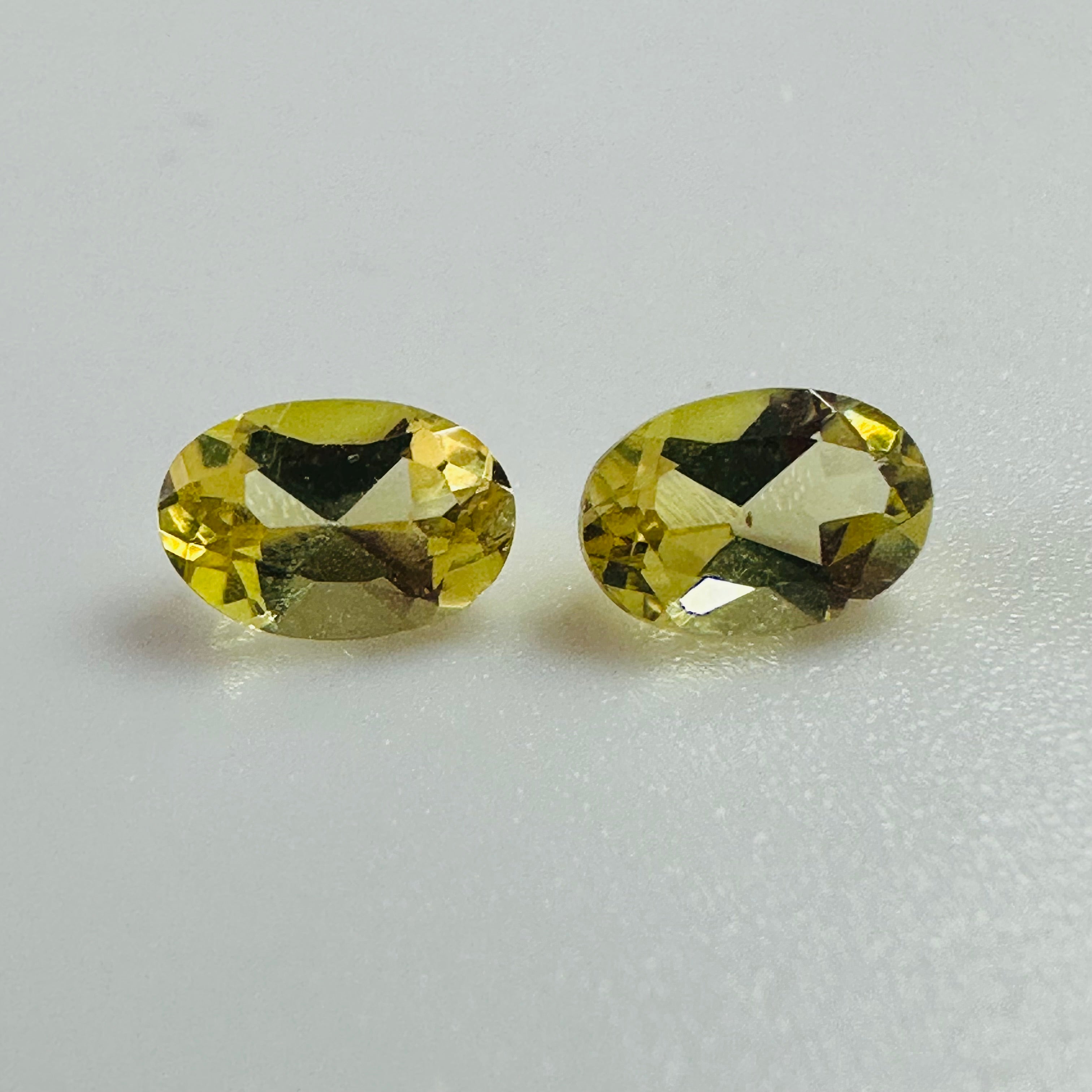 BERYL YELLOW OVAL PAIR  6MMX4MM  0.91CTS image 0