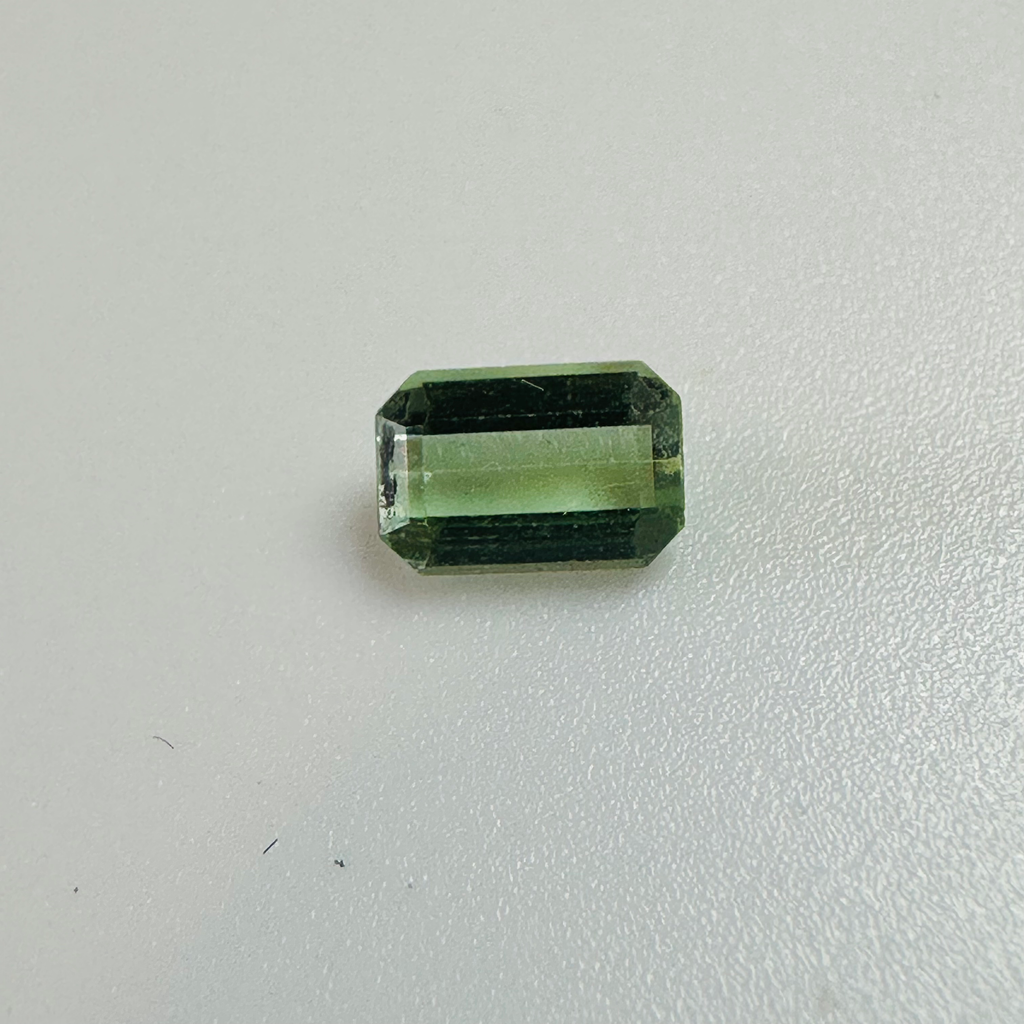 TOURMALINE GREEN   6.4MMX4MM   0.64CTS image 0